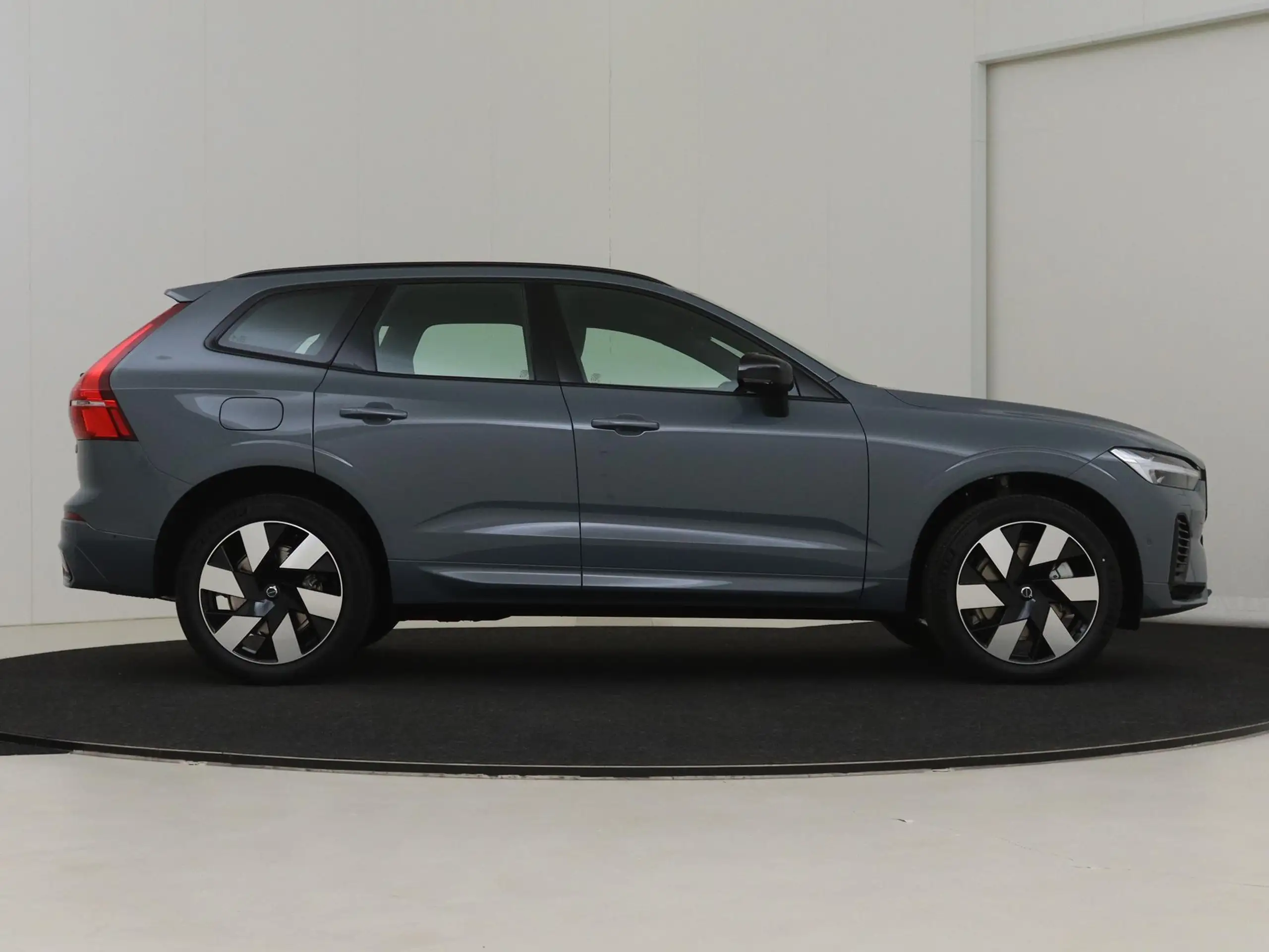 Volvo - XC60