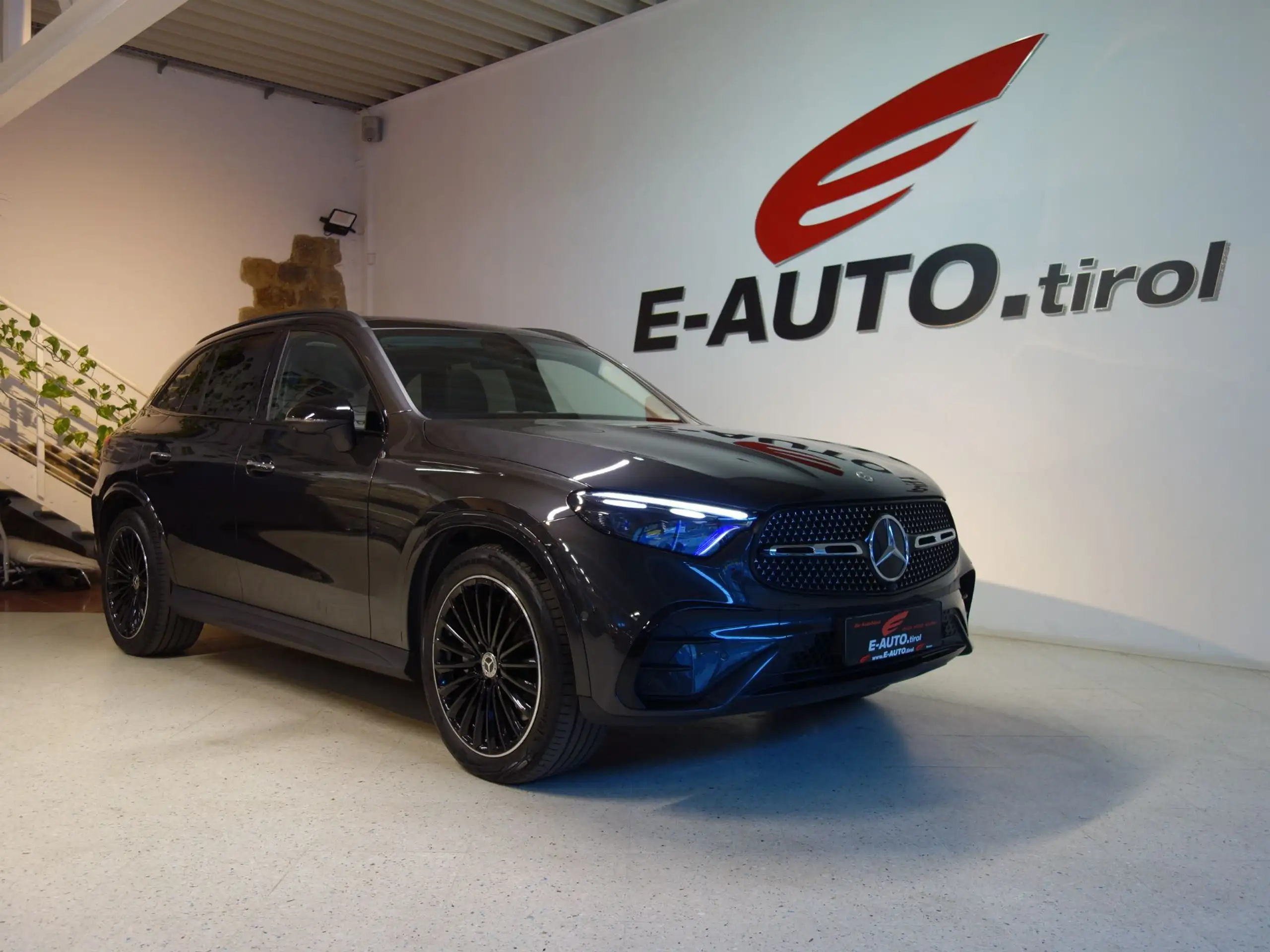 Mercedes-Benz GLC 220 2023