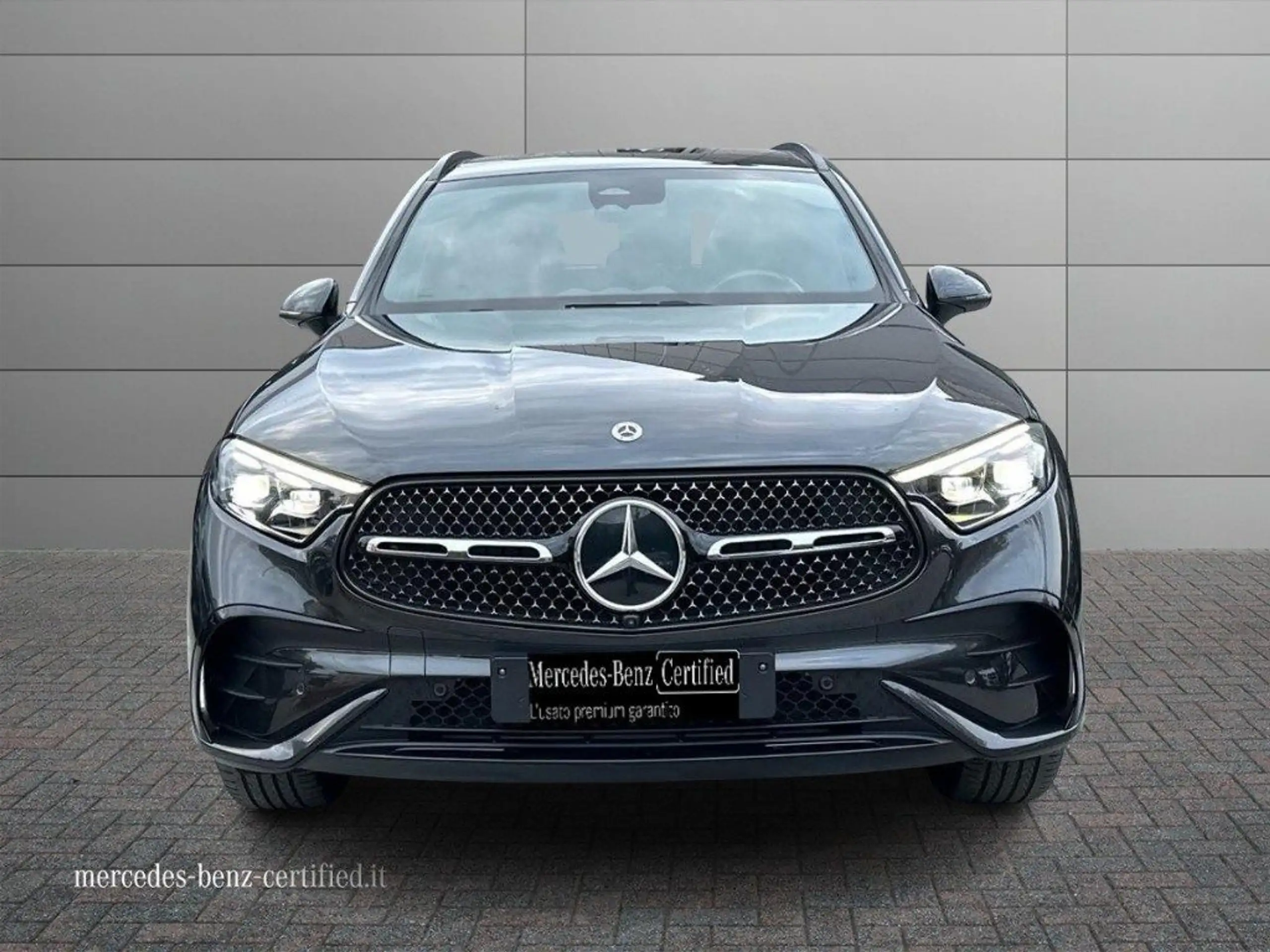 Mercedes-Benz - GLC 220