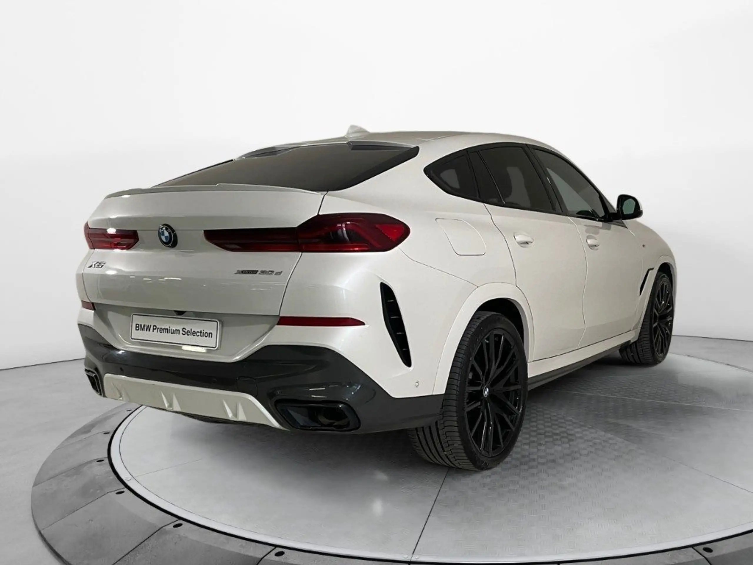 BMW - X6