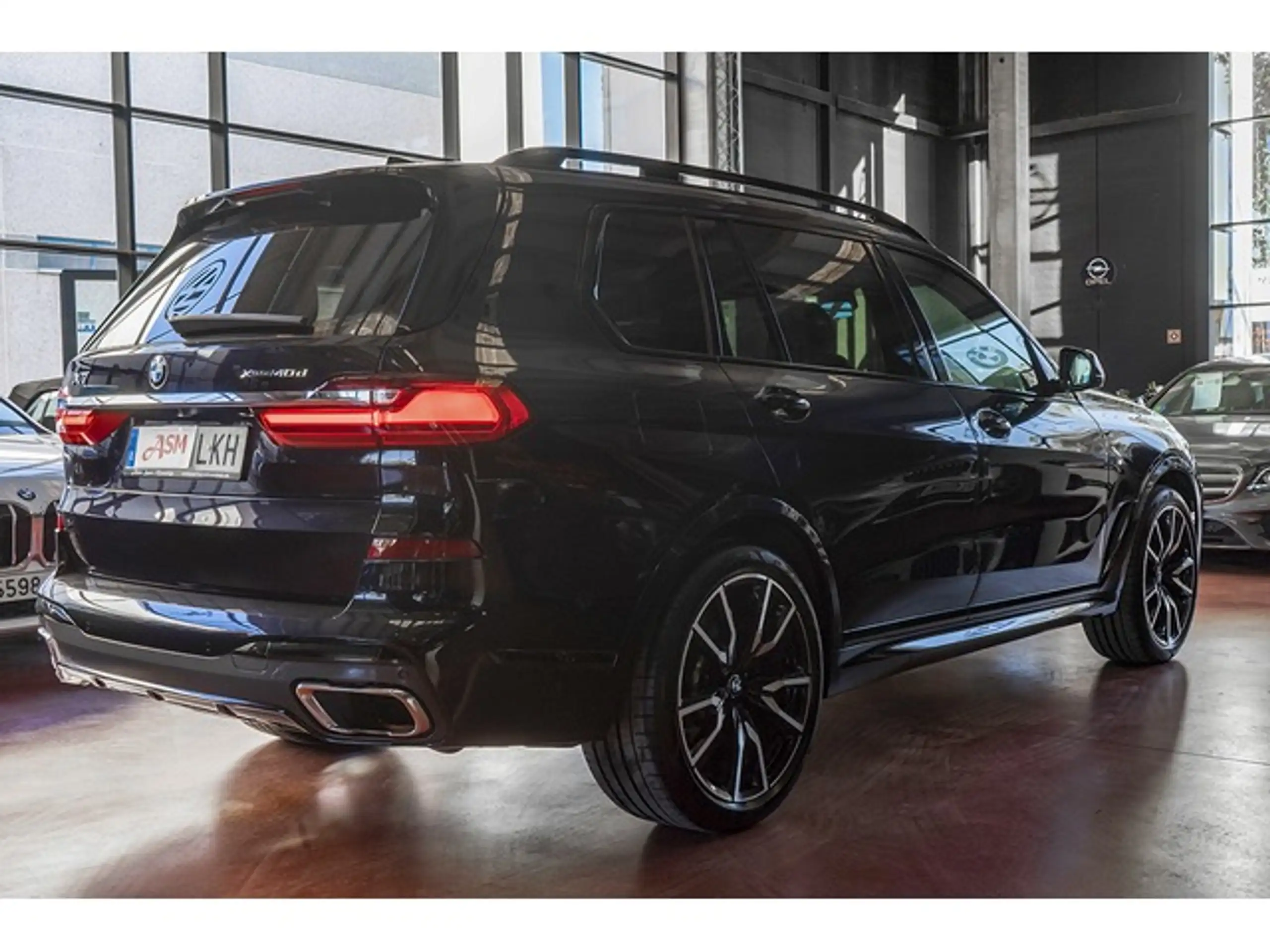 BMW - X7