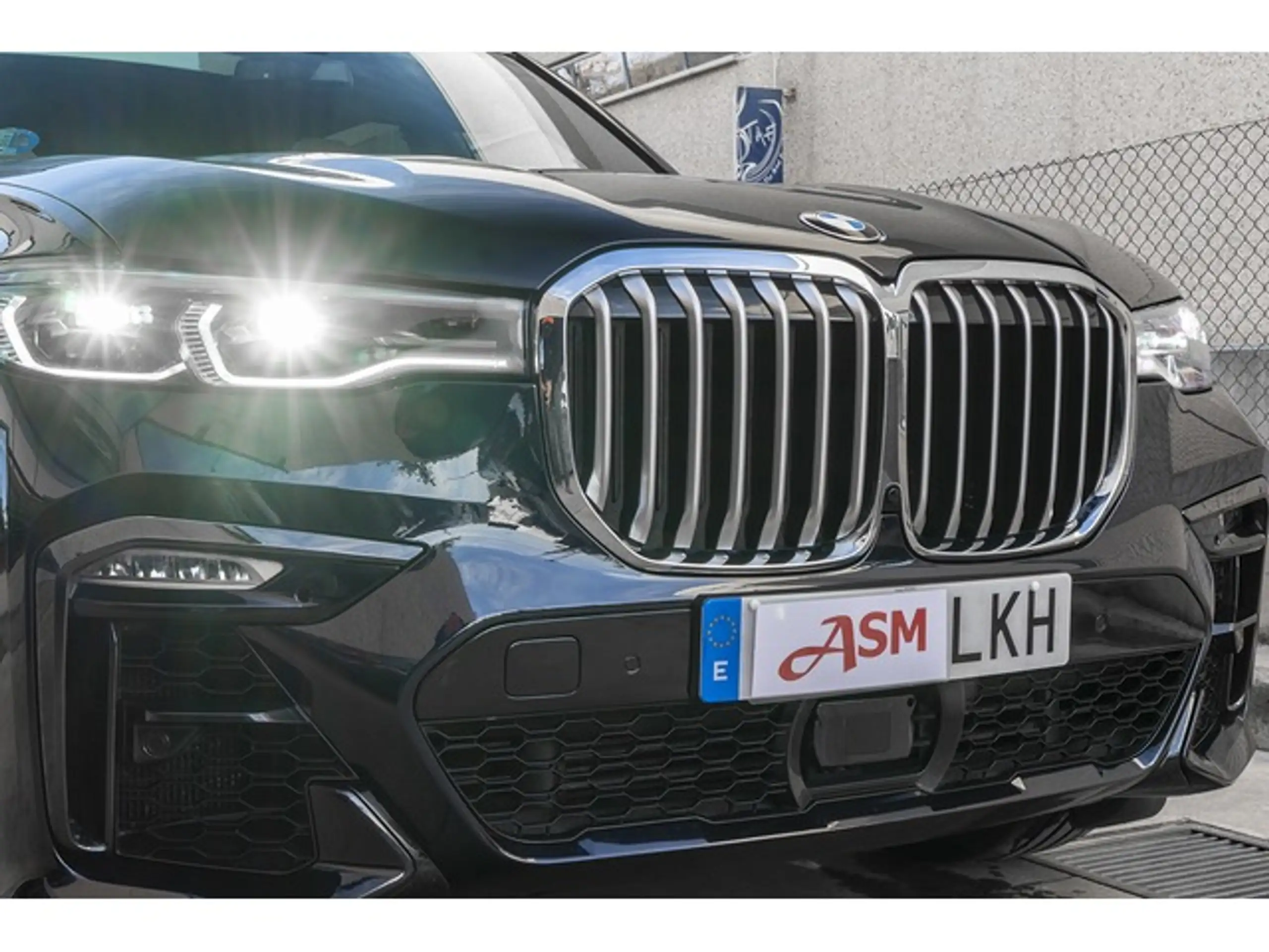 BMW - X7