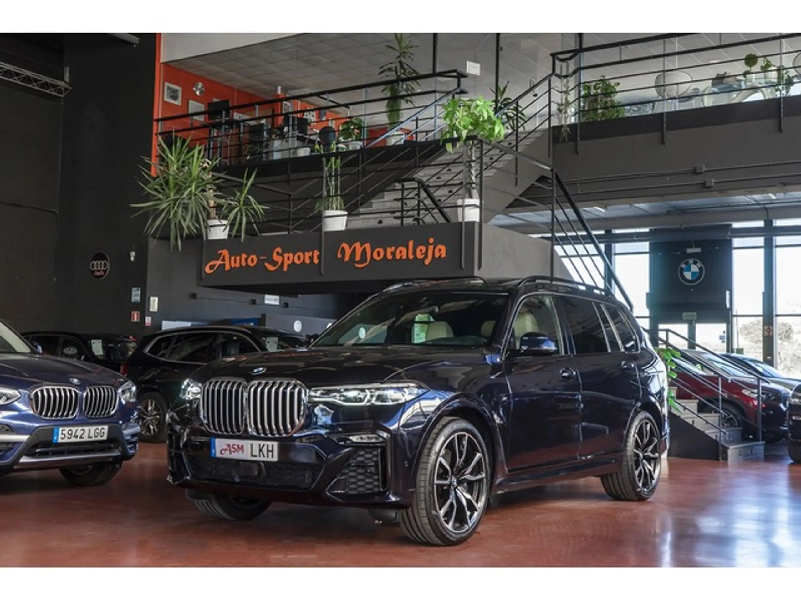 BMW - X7