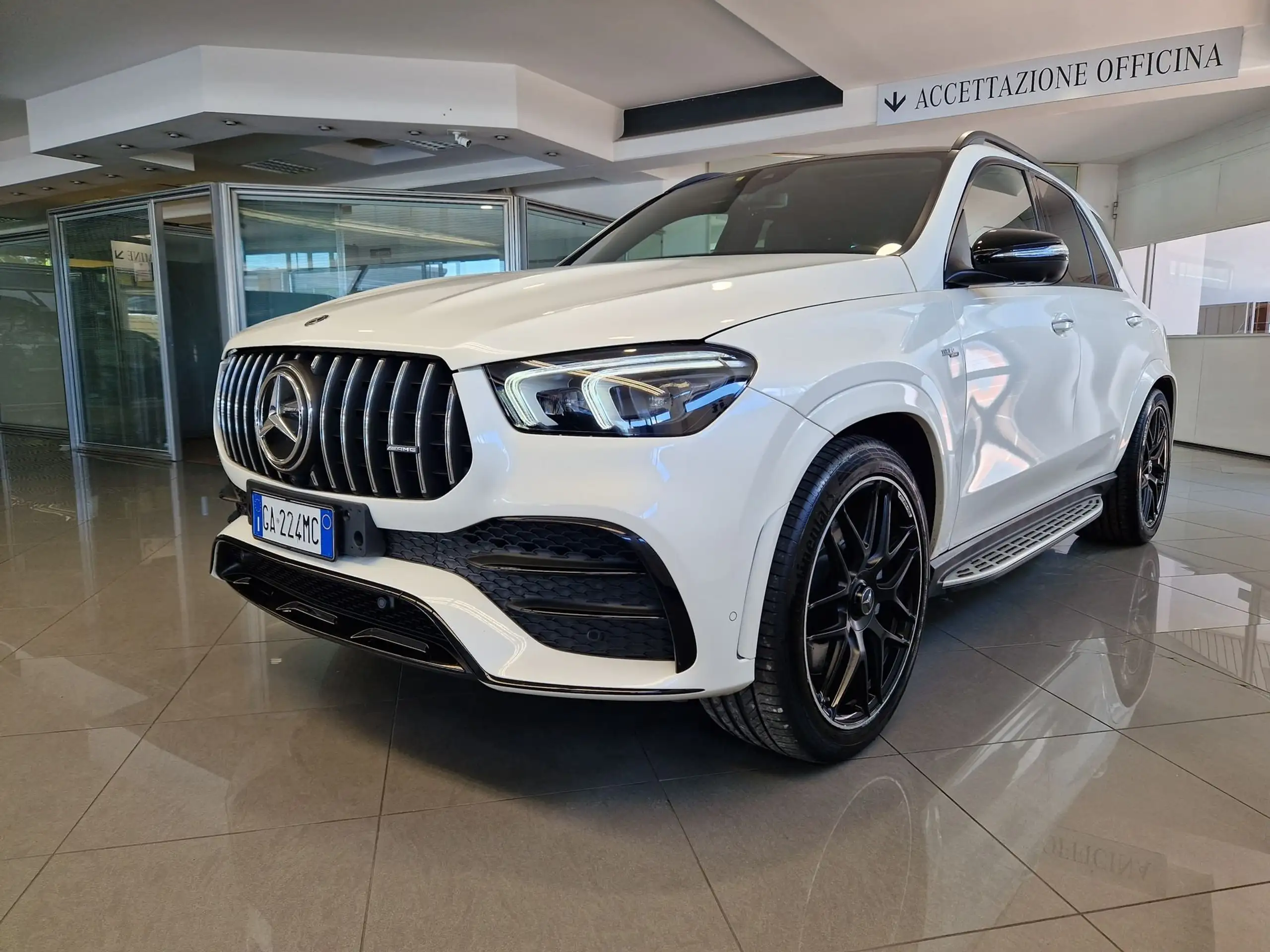 Mercedes-Benz - GLE 53 AMG