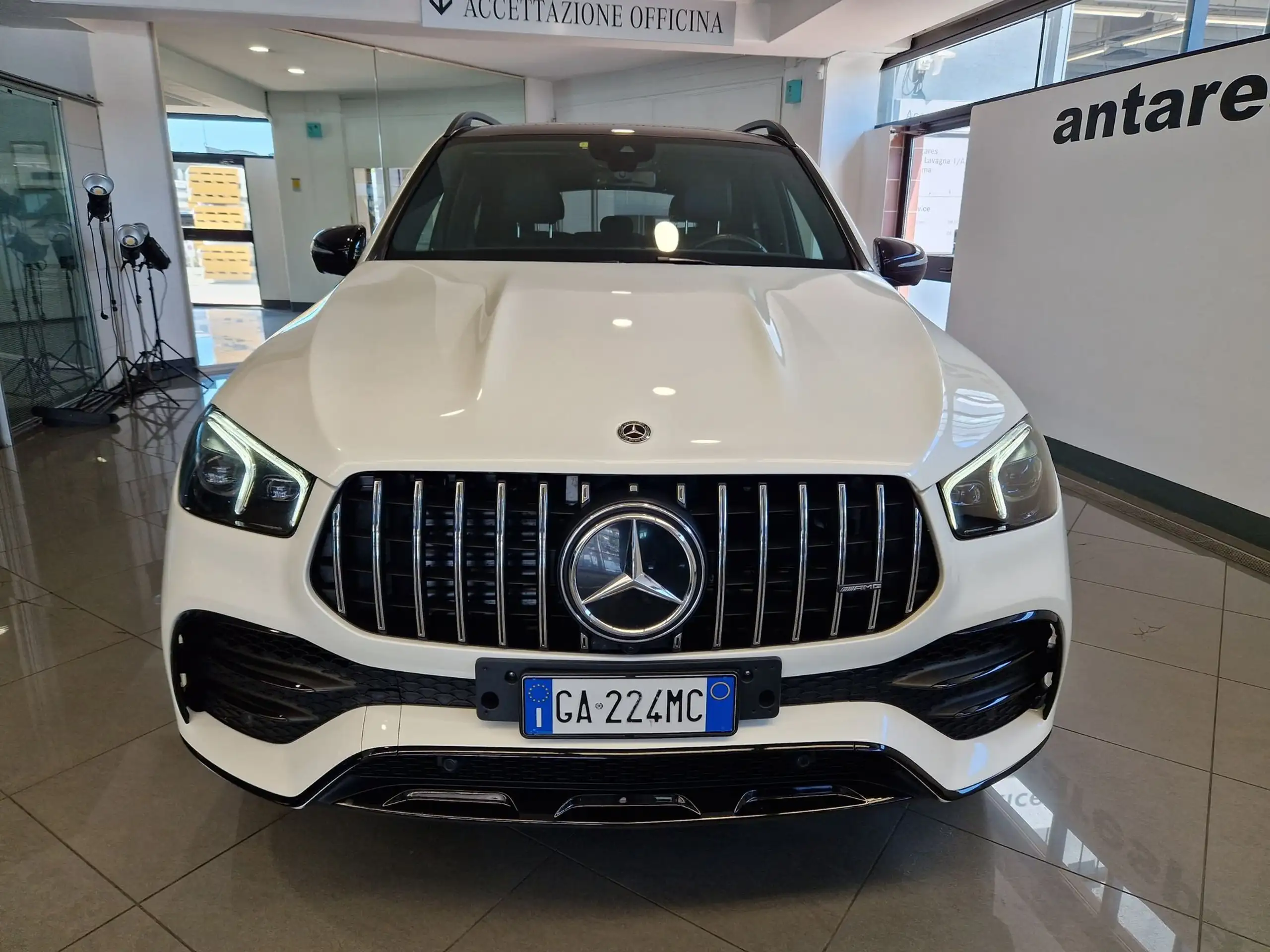 Mercedes-Benz - GLE 53 AMG