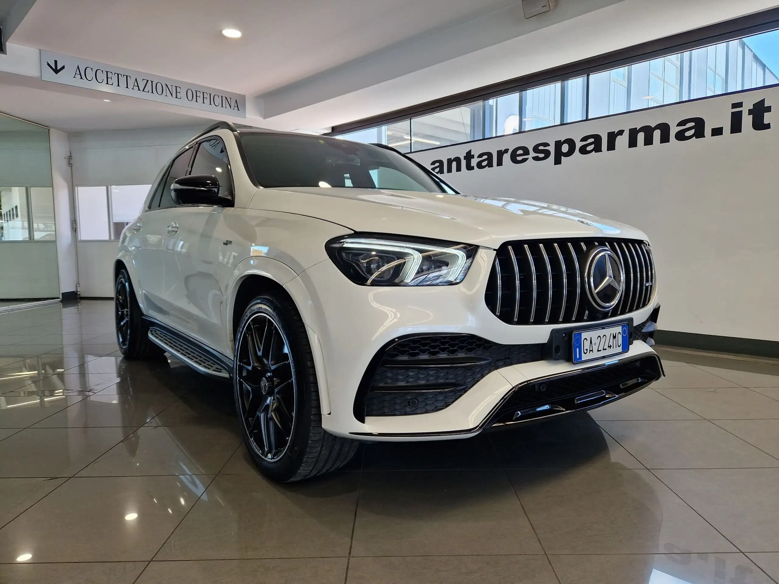 Mercedes-Benz - GLE 53 AMG