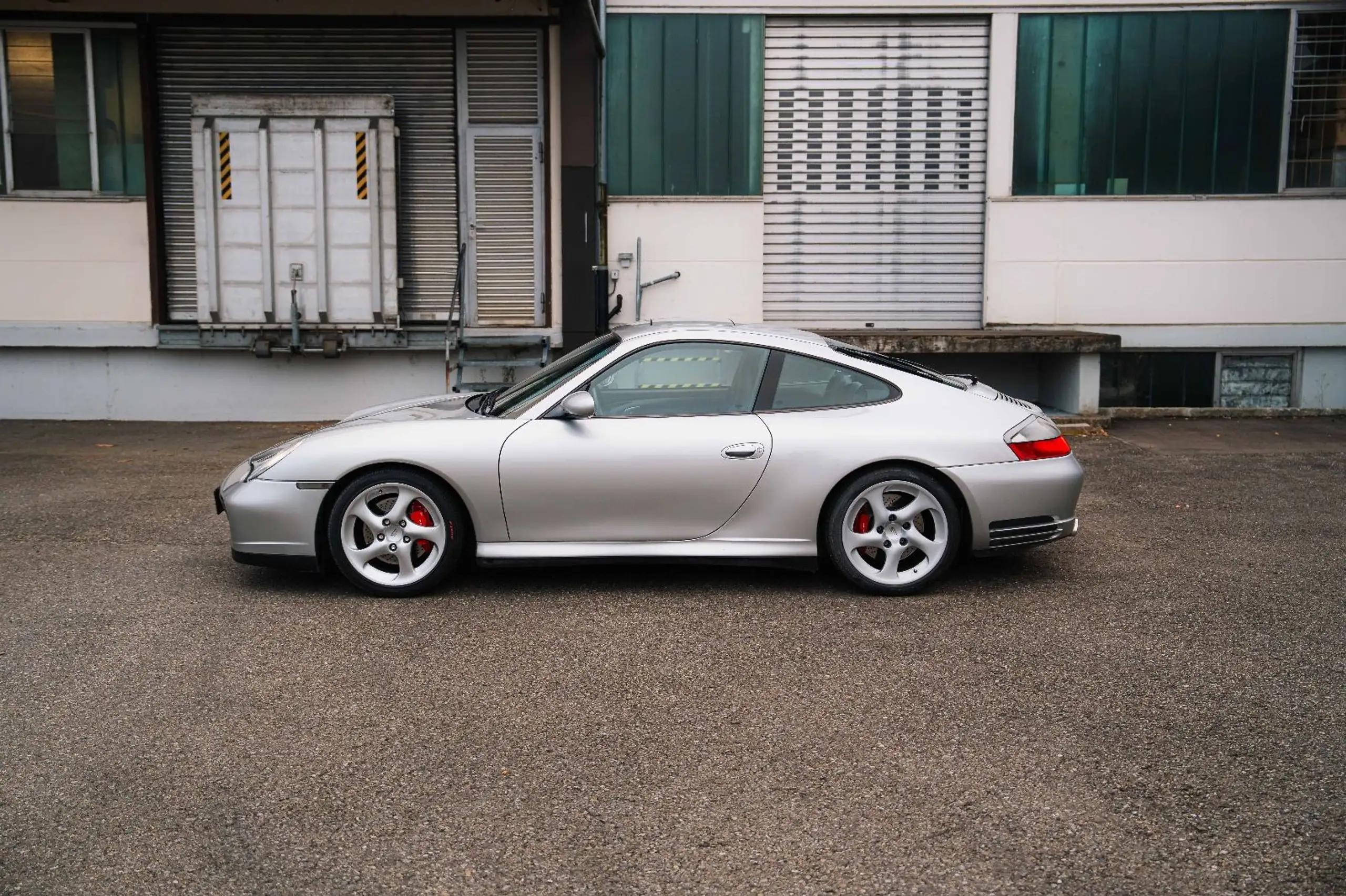 Porsche - 996