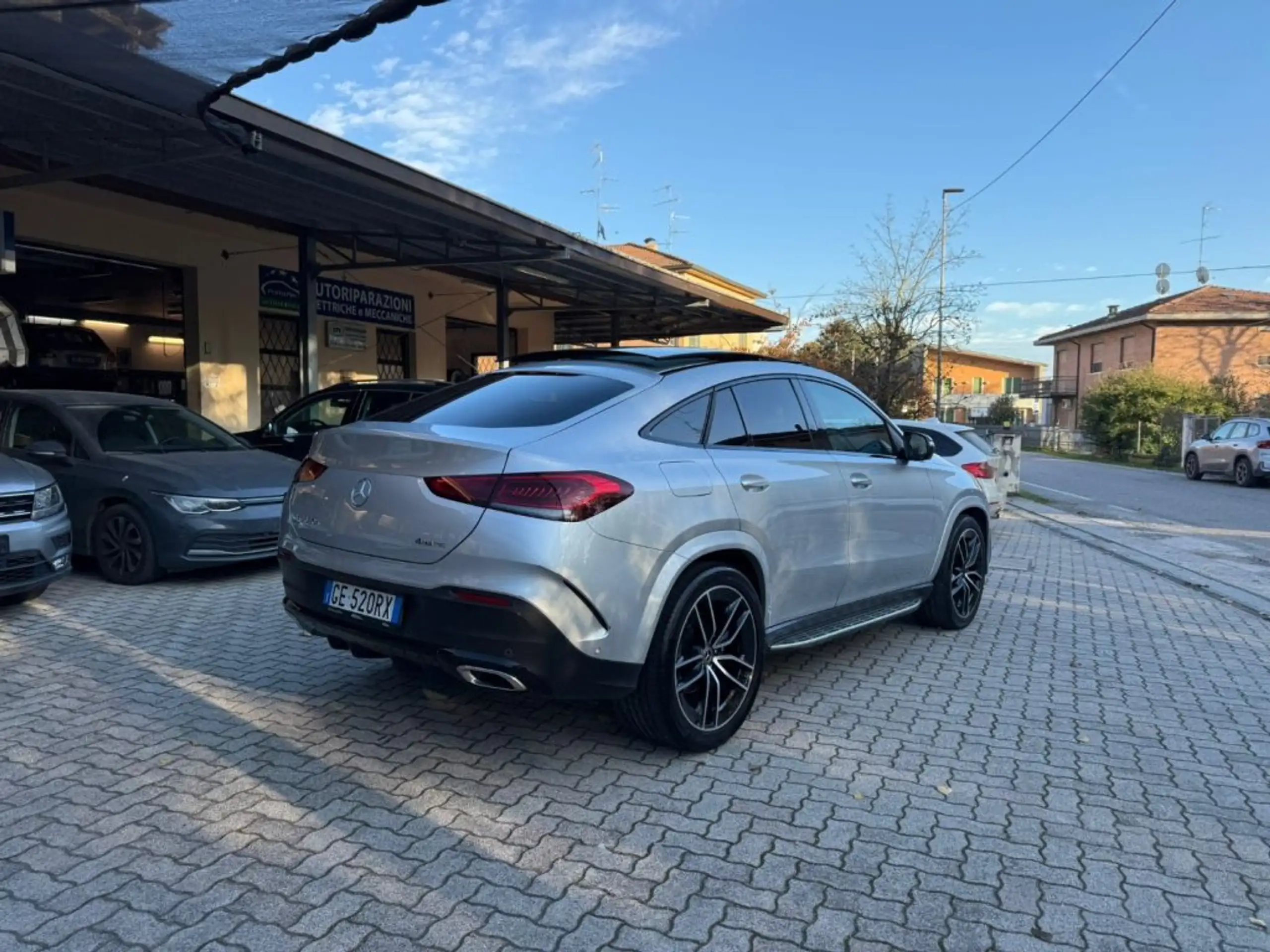 Mercedes-Benz - GLE 350