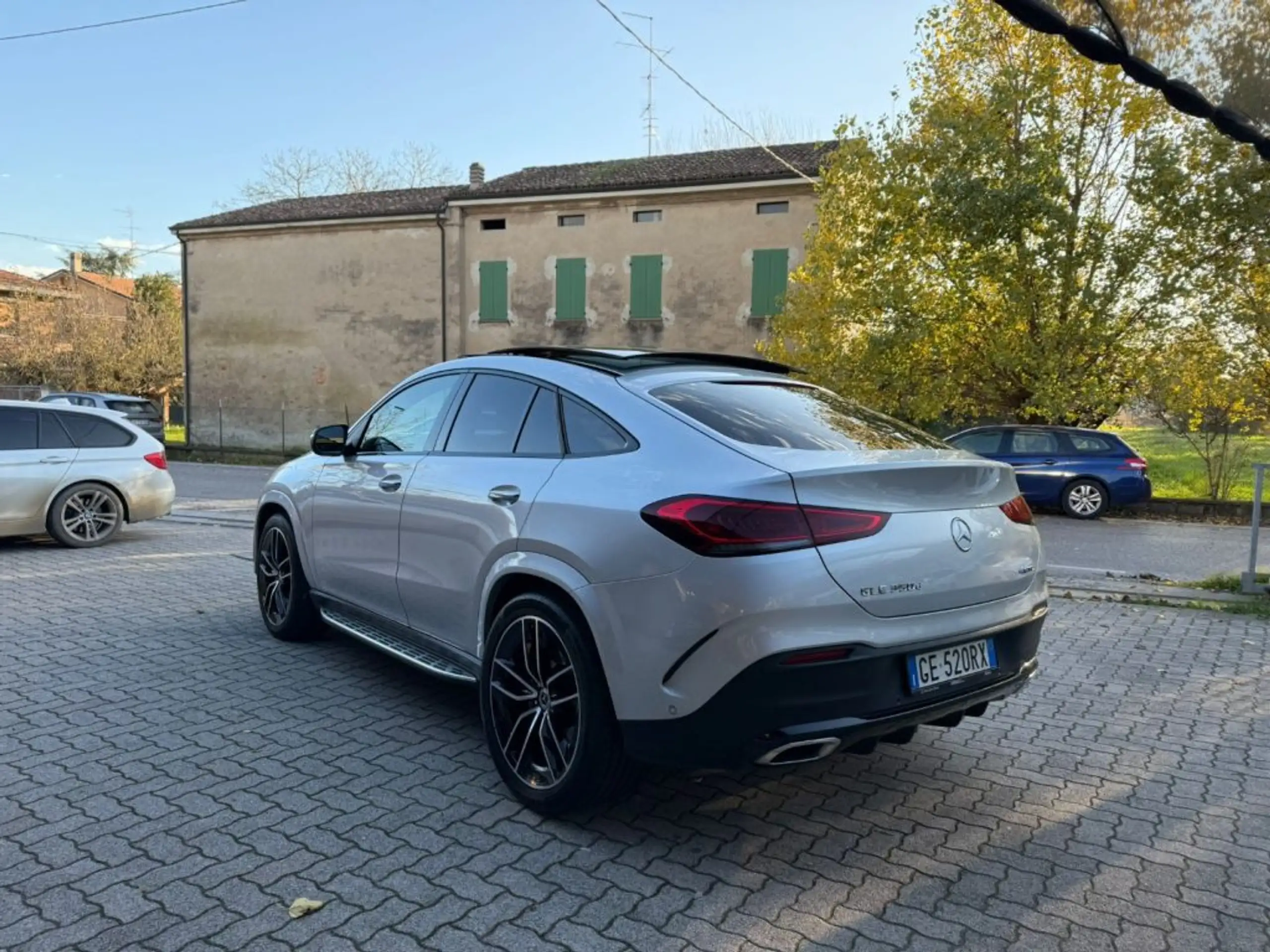 Mercedes-Benz - GLE 350