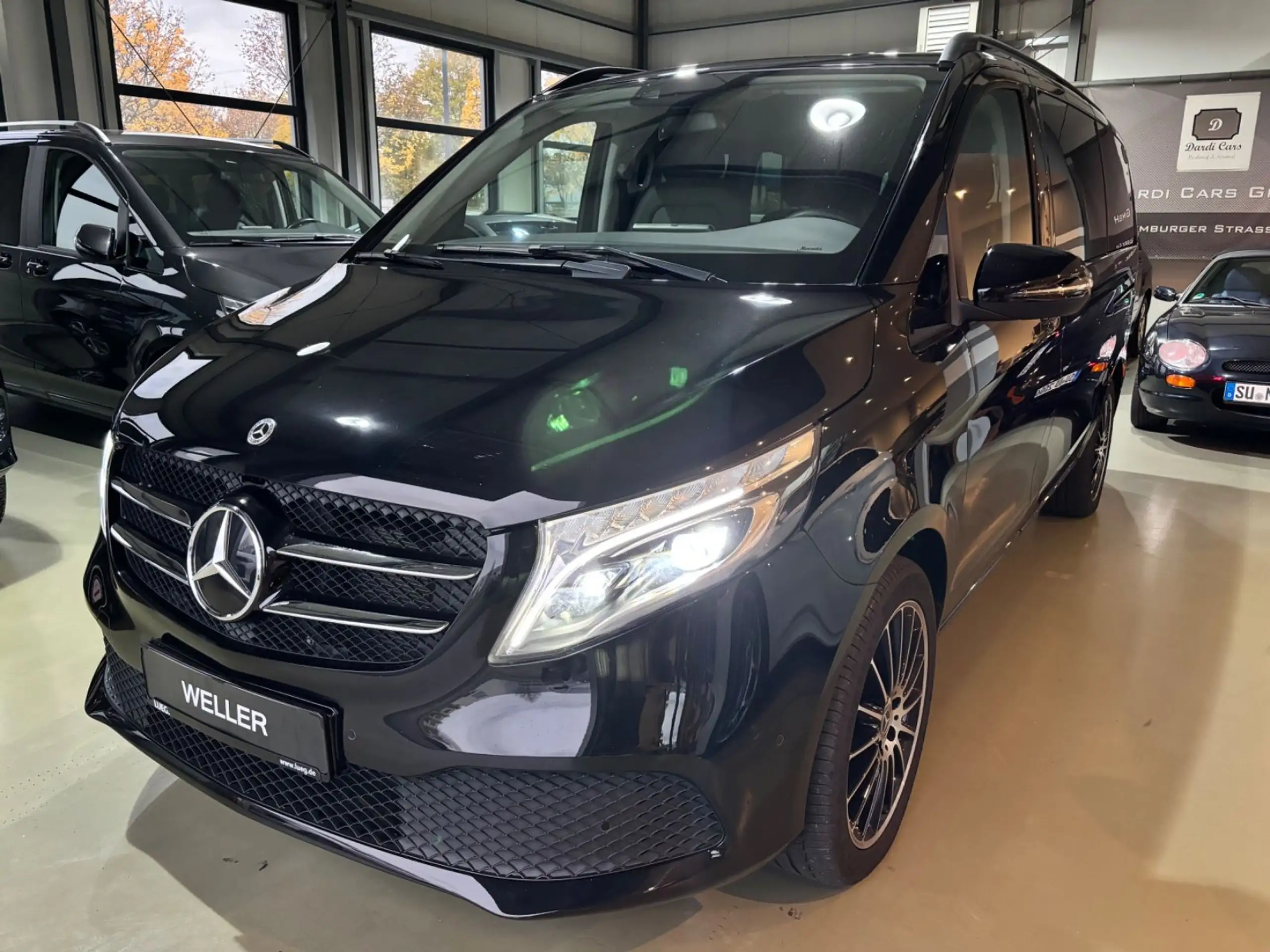 Mercedes-Benz - V 250