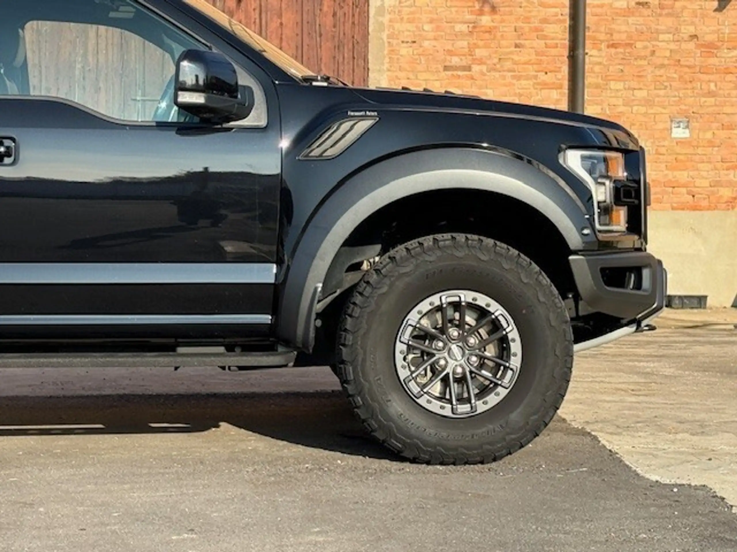 Ford - F 150