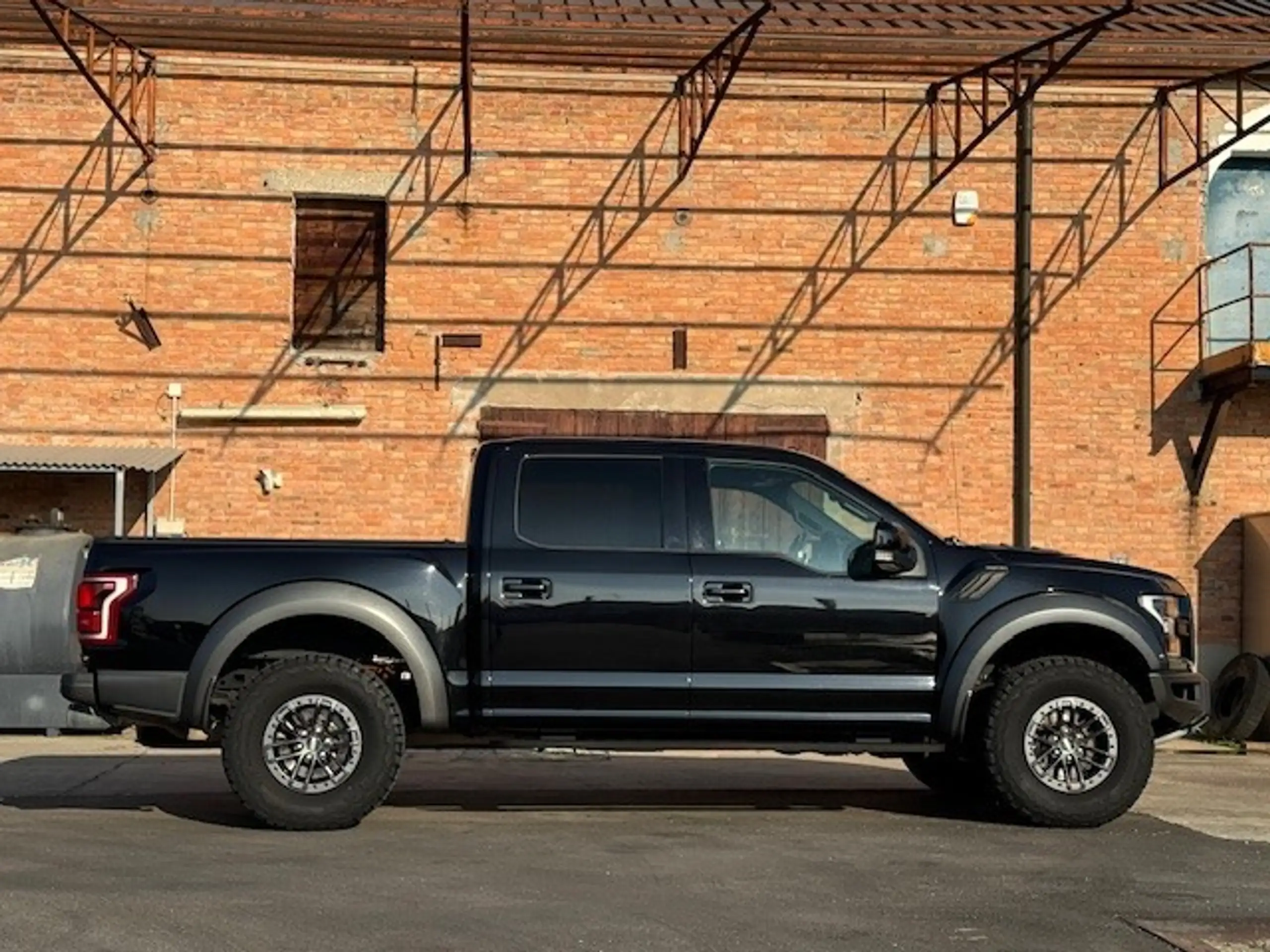 Ford - F 150