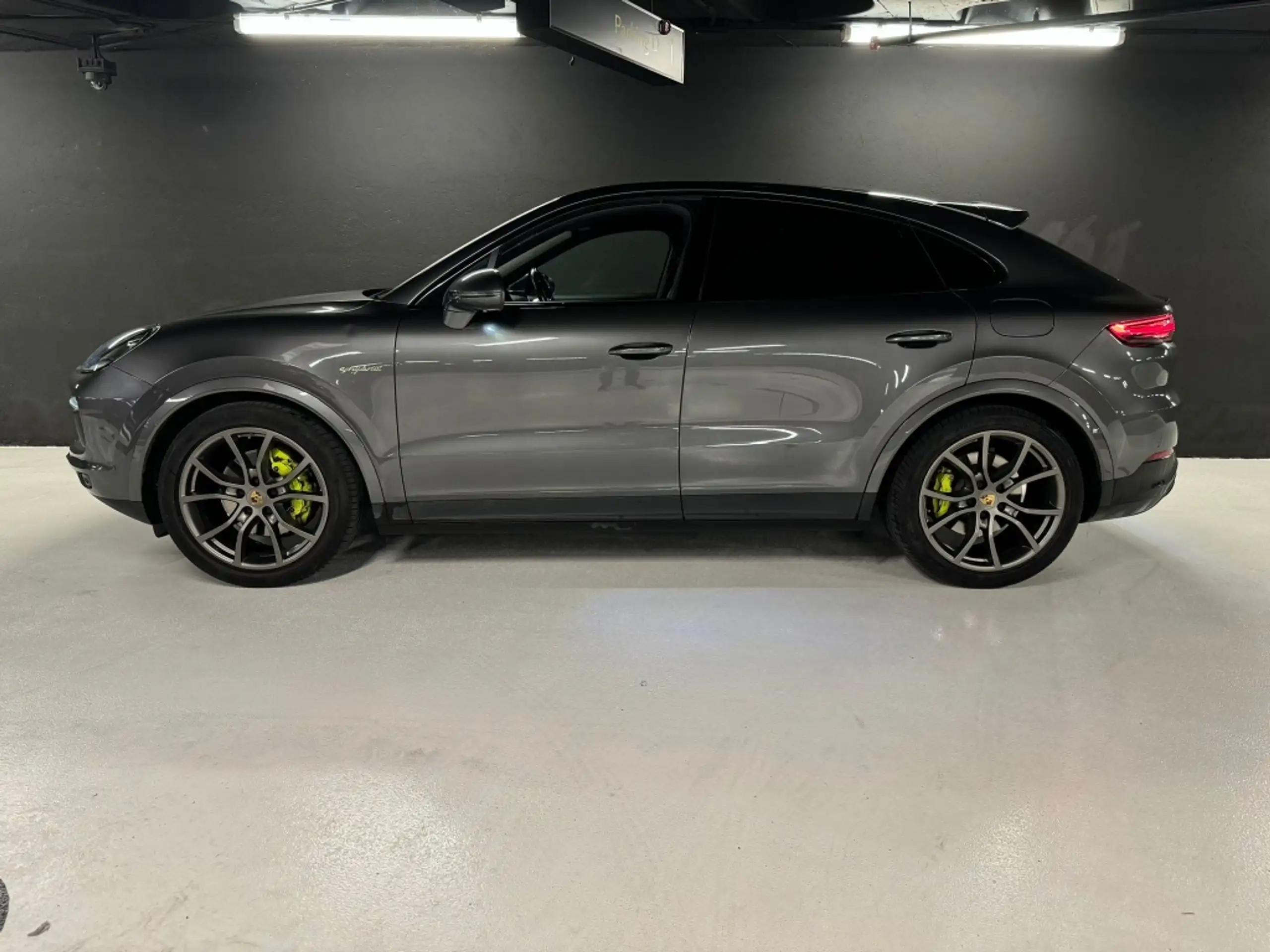 Porsche - Cayenne