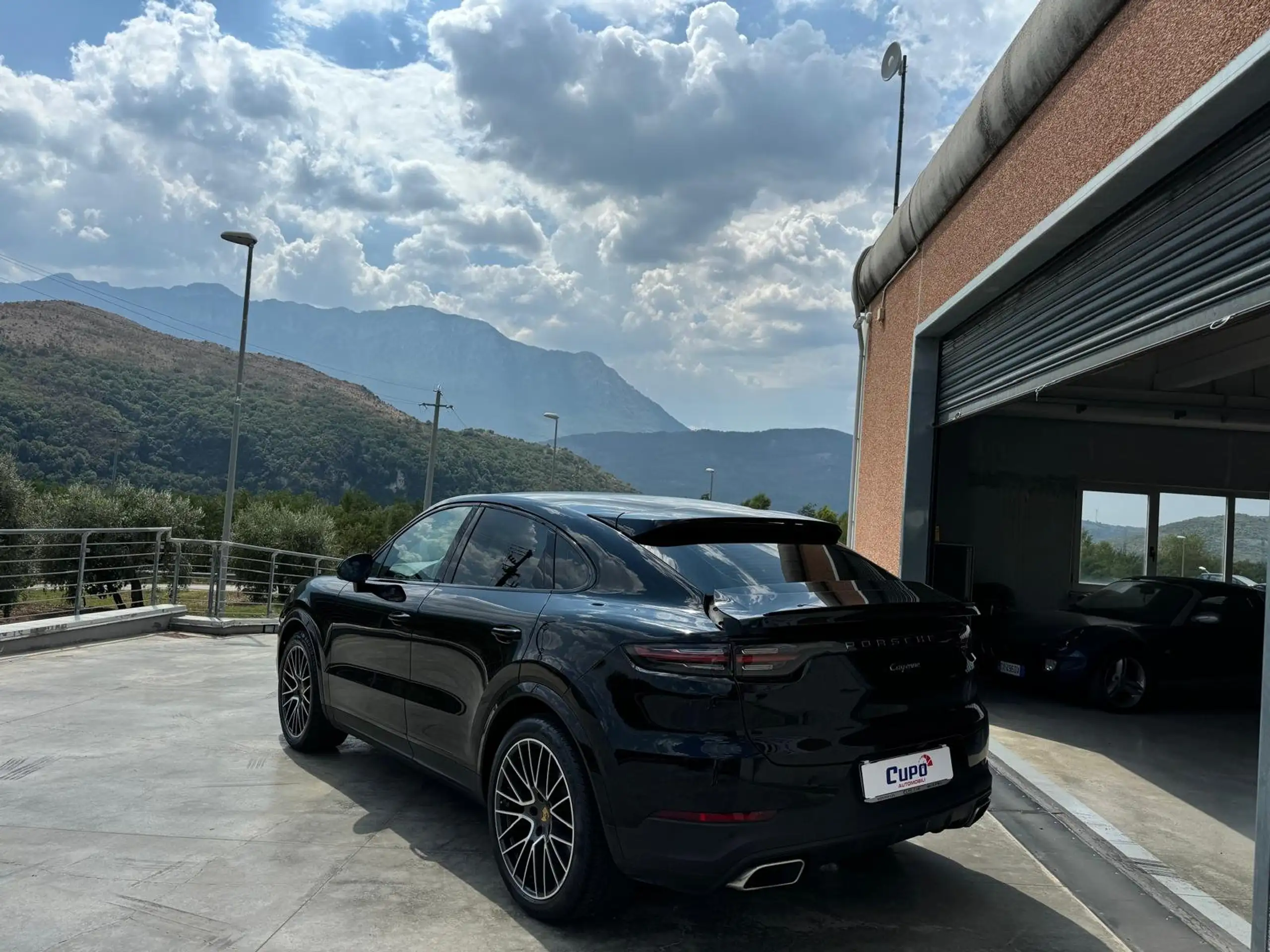 Porsche - Cayenne