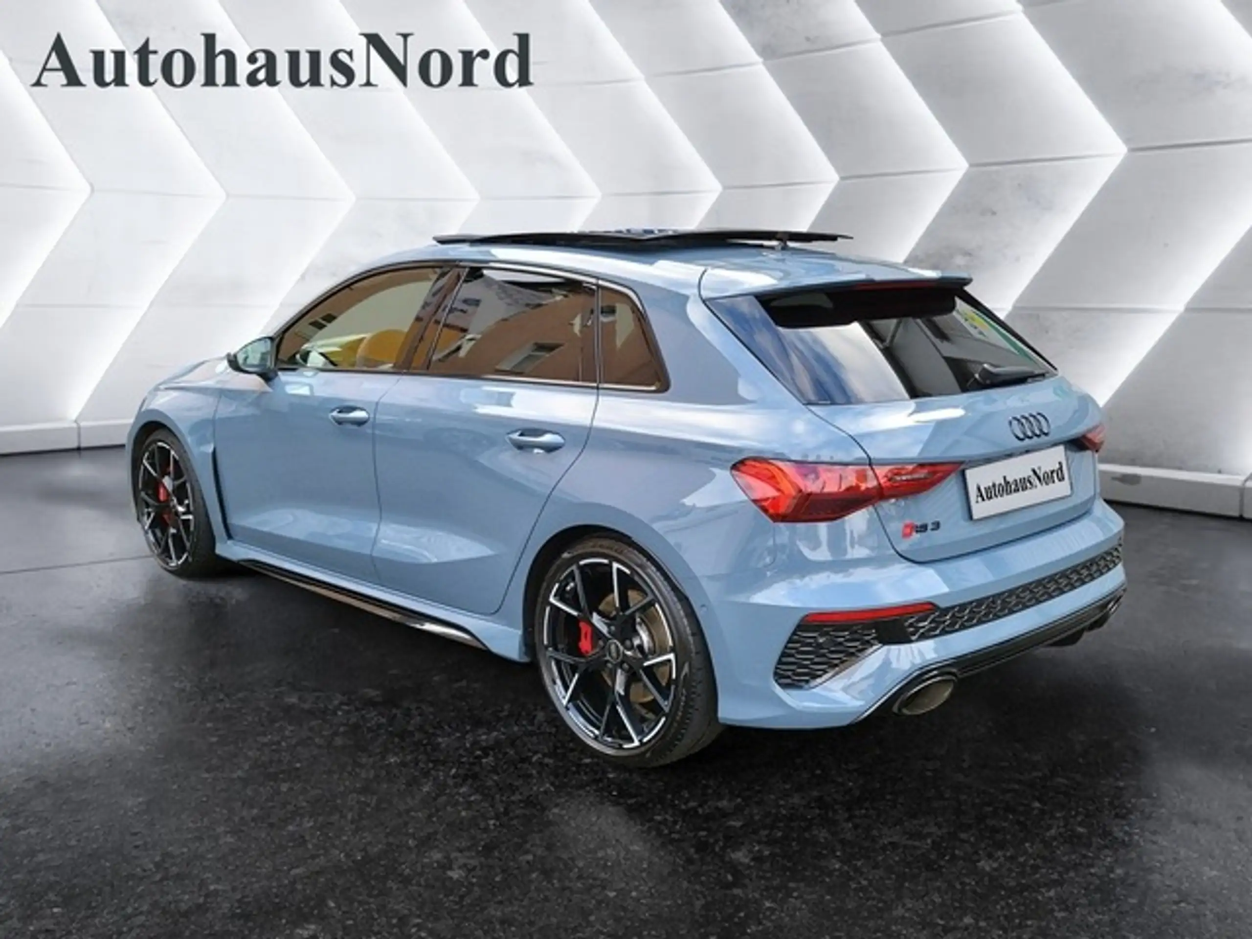 Audi - RS3