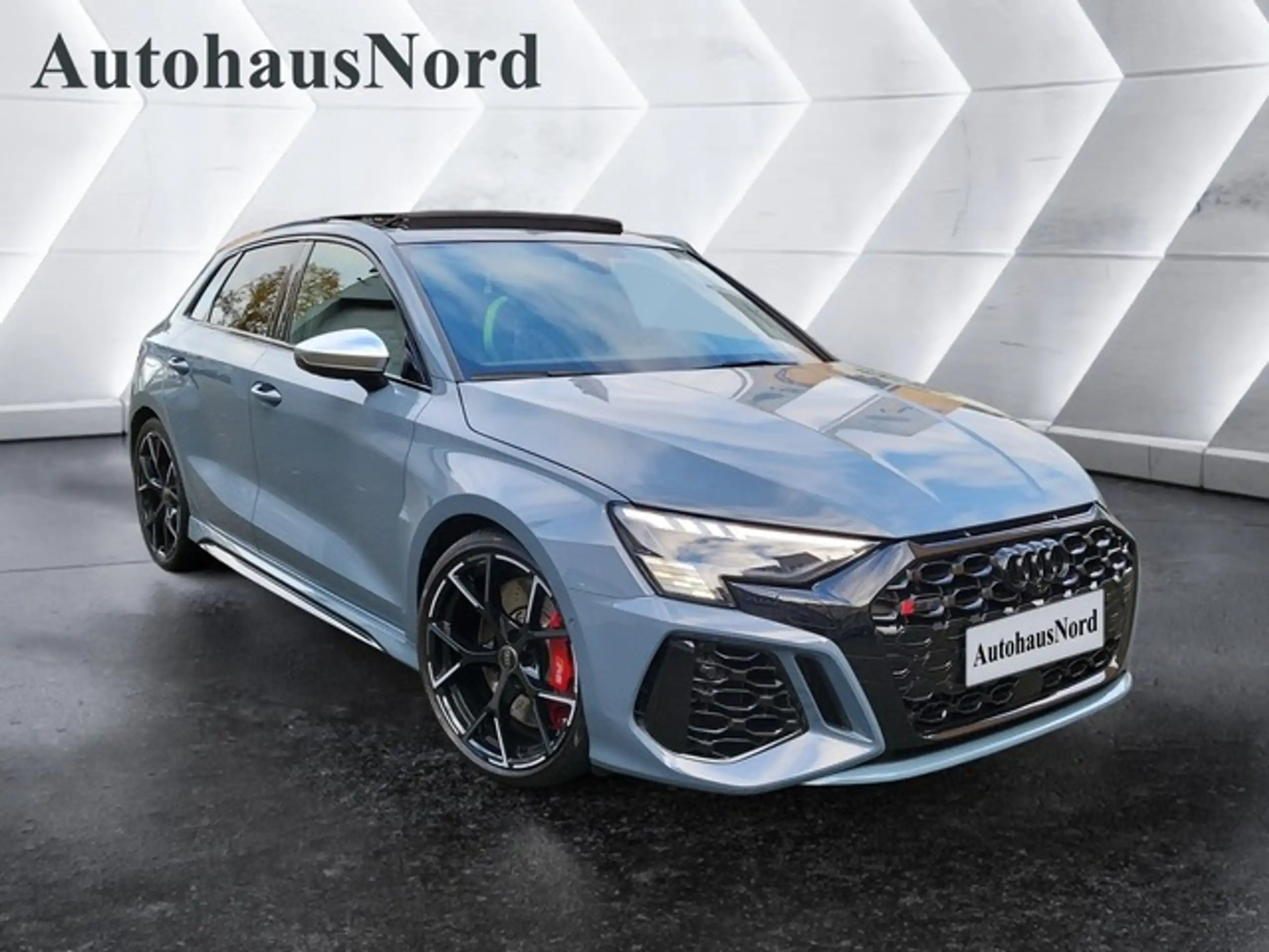 Audi - RS3