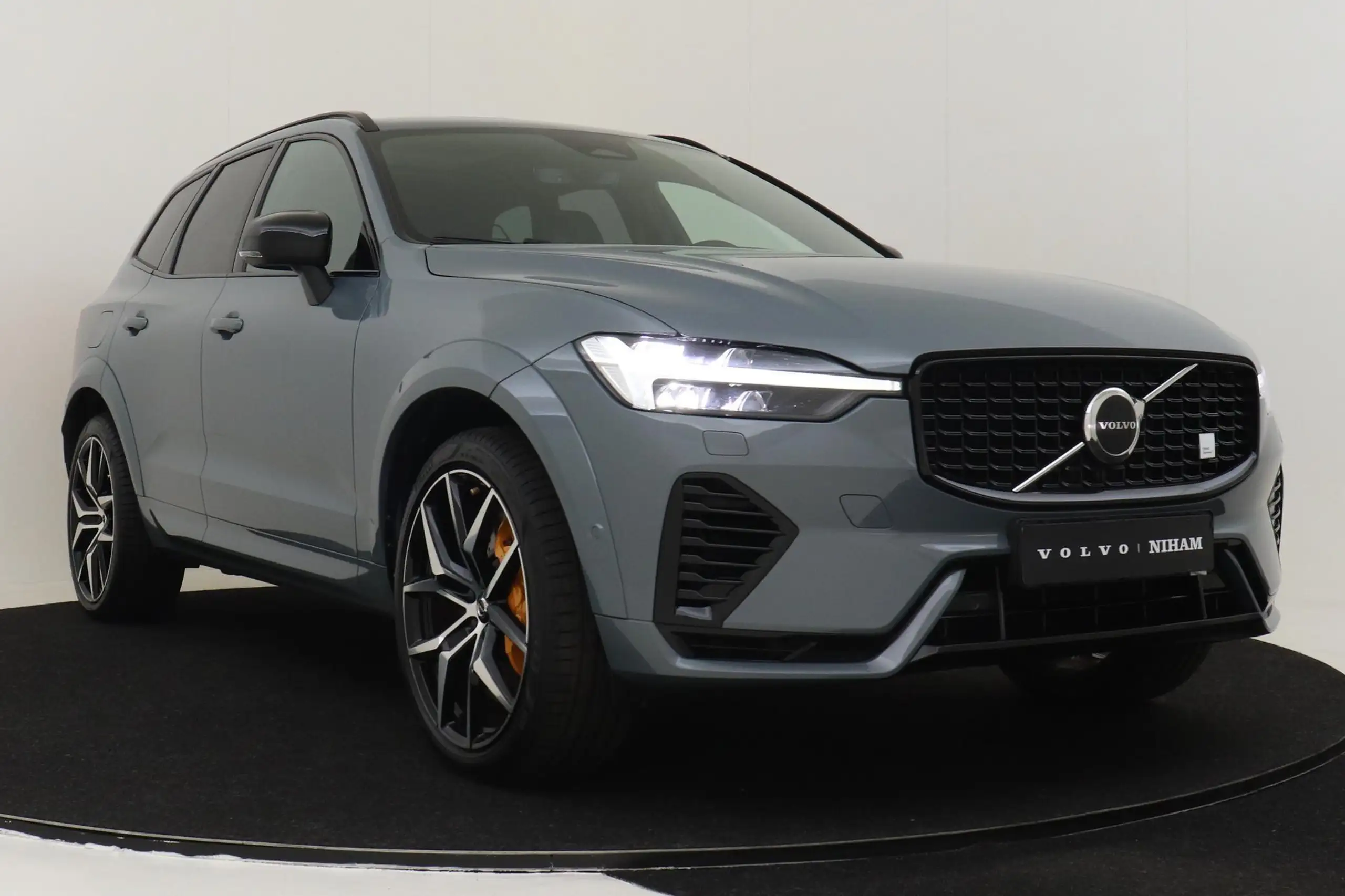 Volvo - XC60