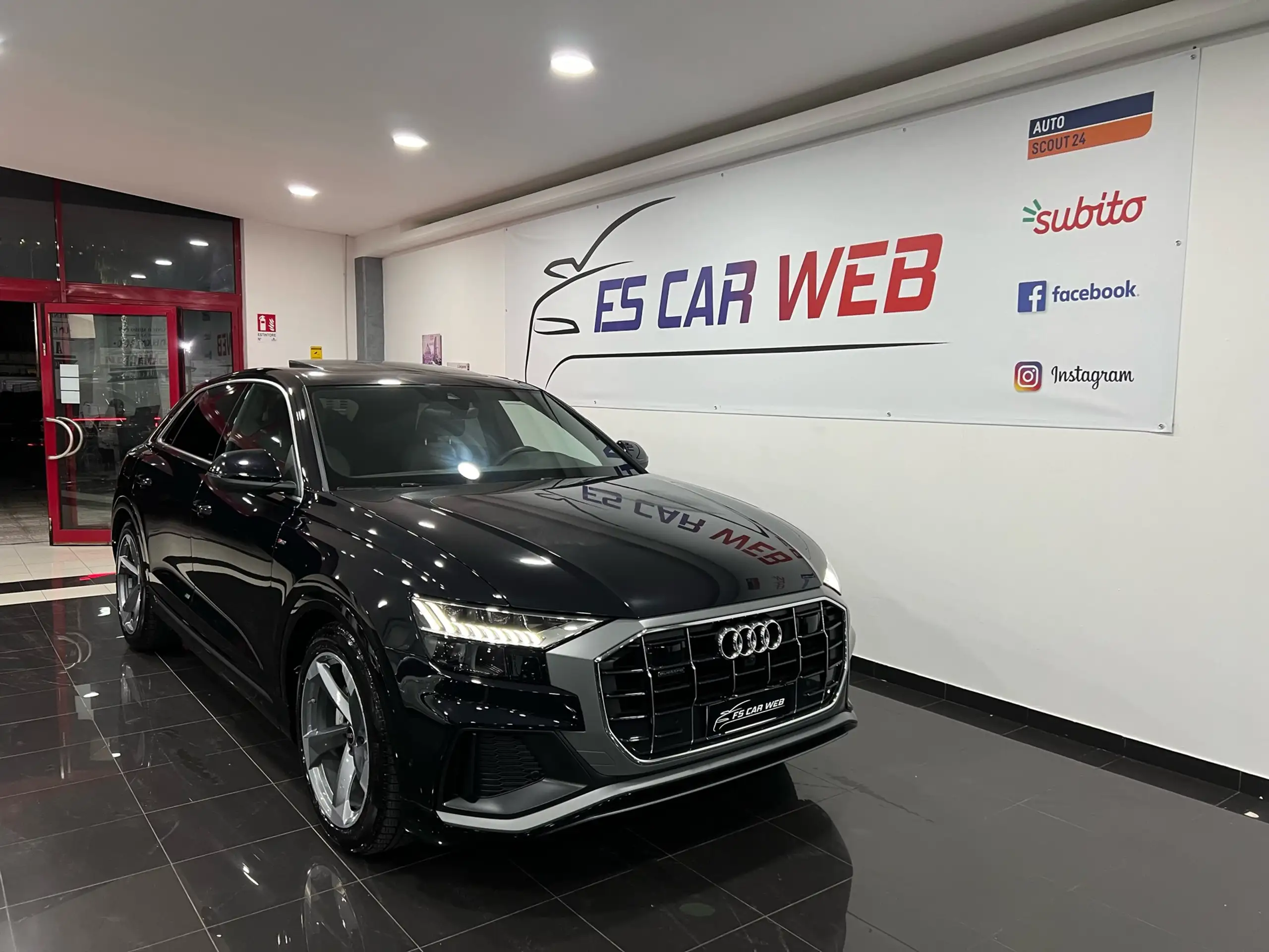 Audi - Q8