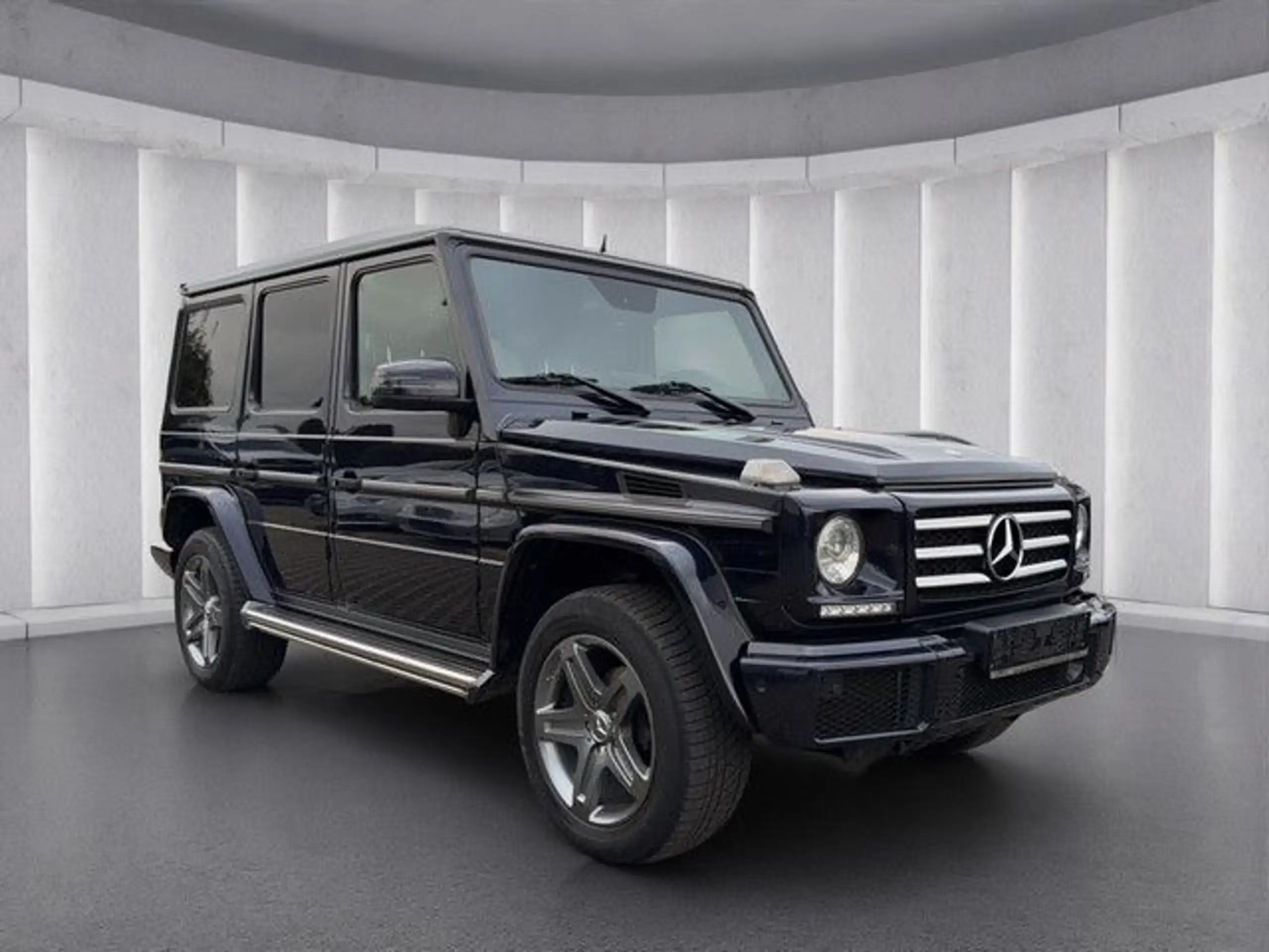 Mercedes-Benz - G 350