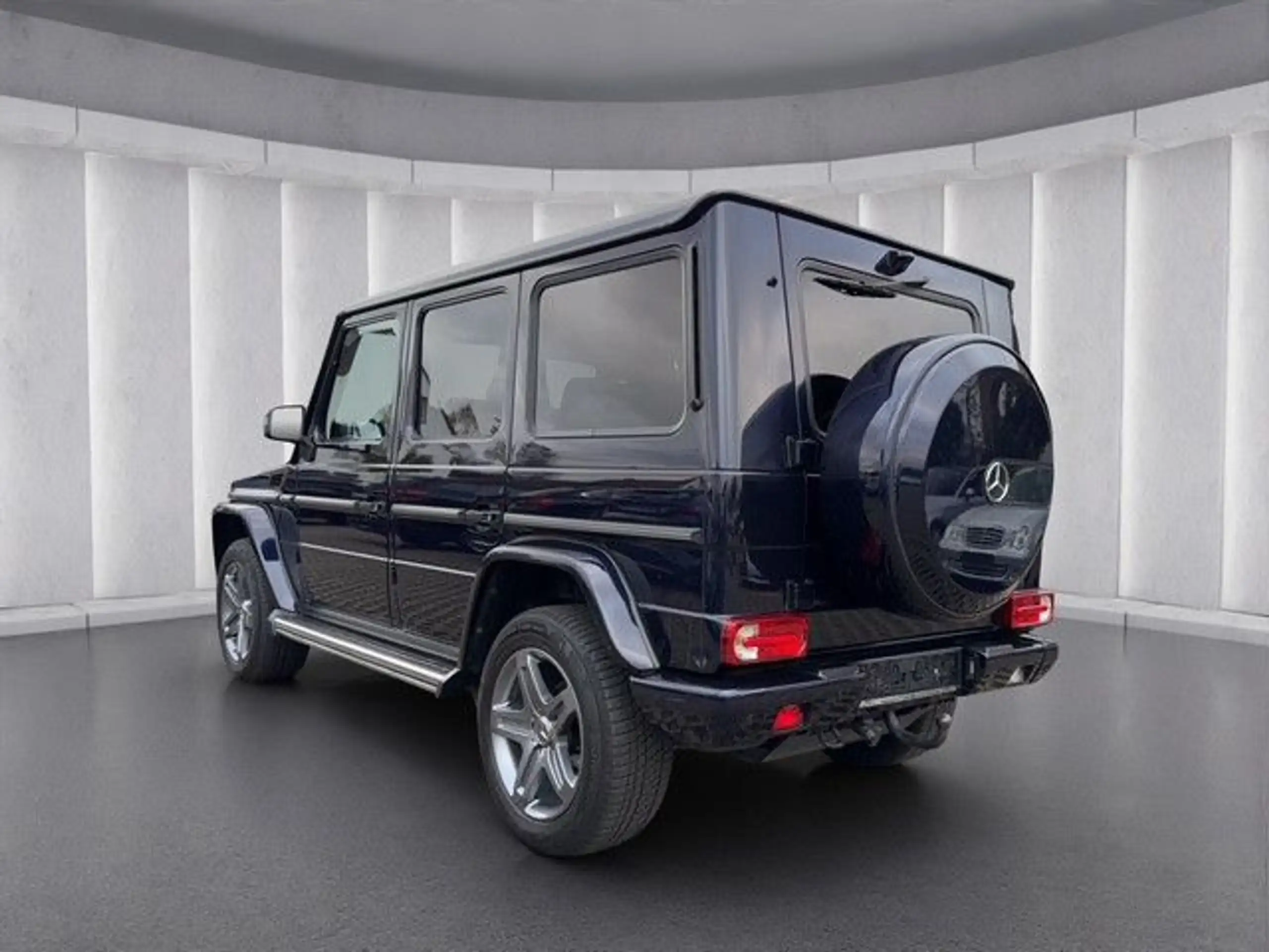 Mercedes-Benz - G 350