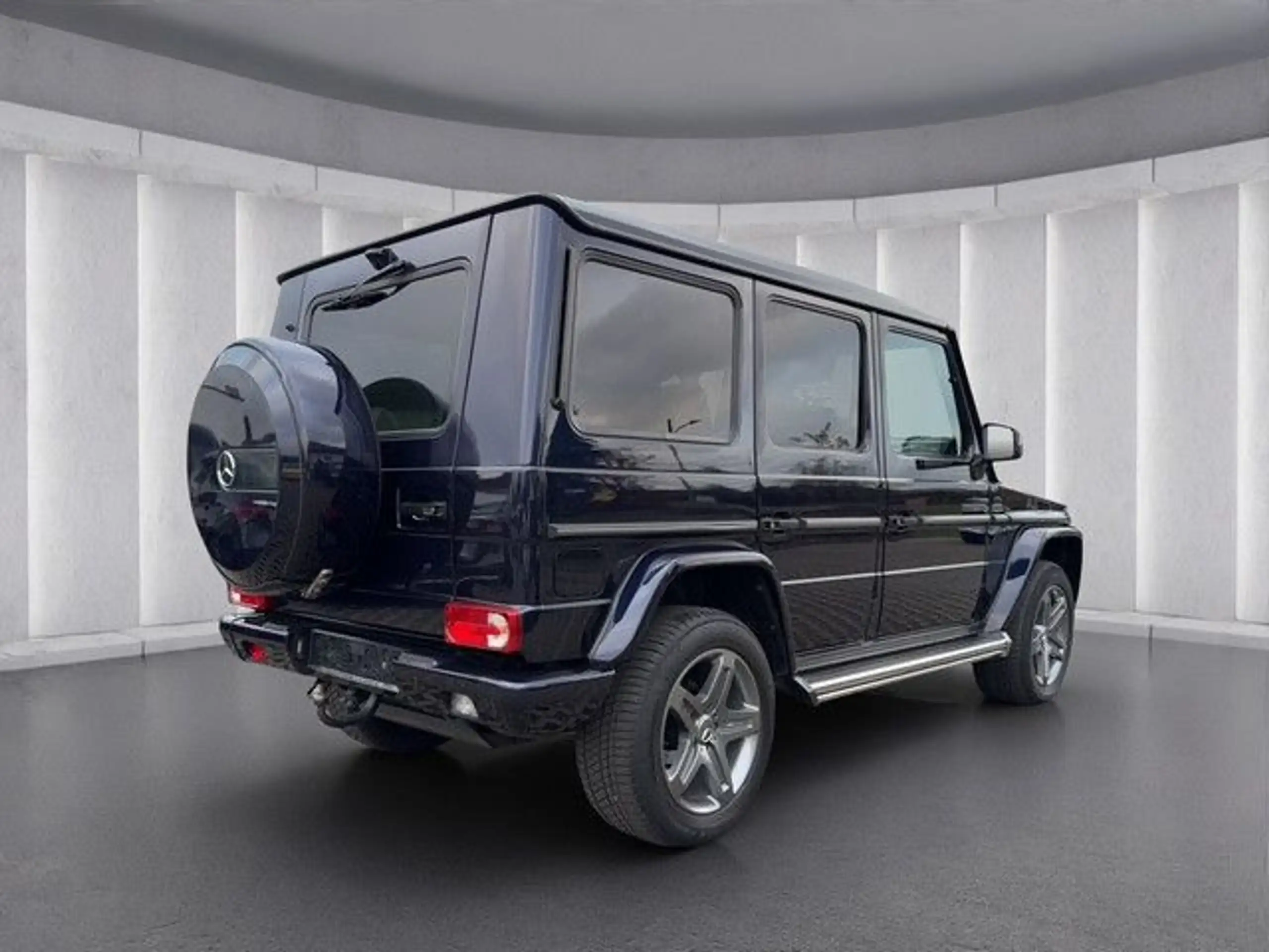 Mercedes-Benz - G 350