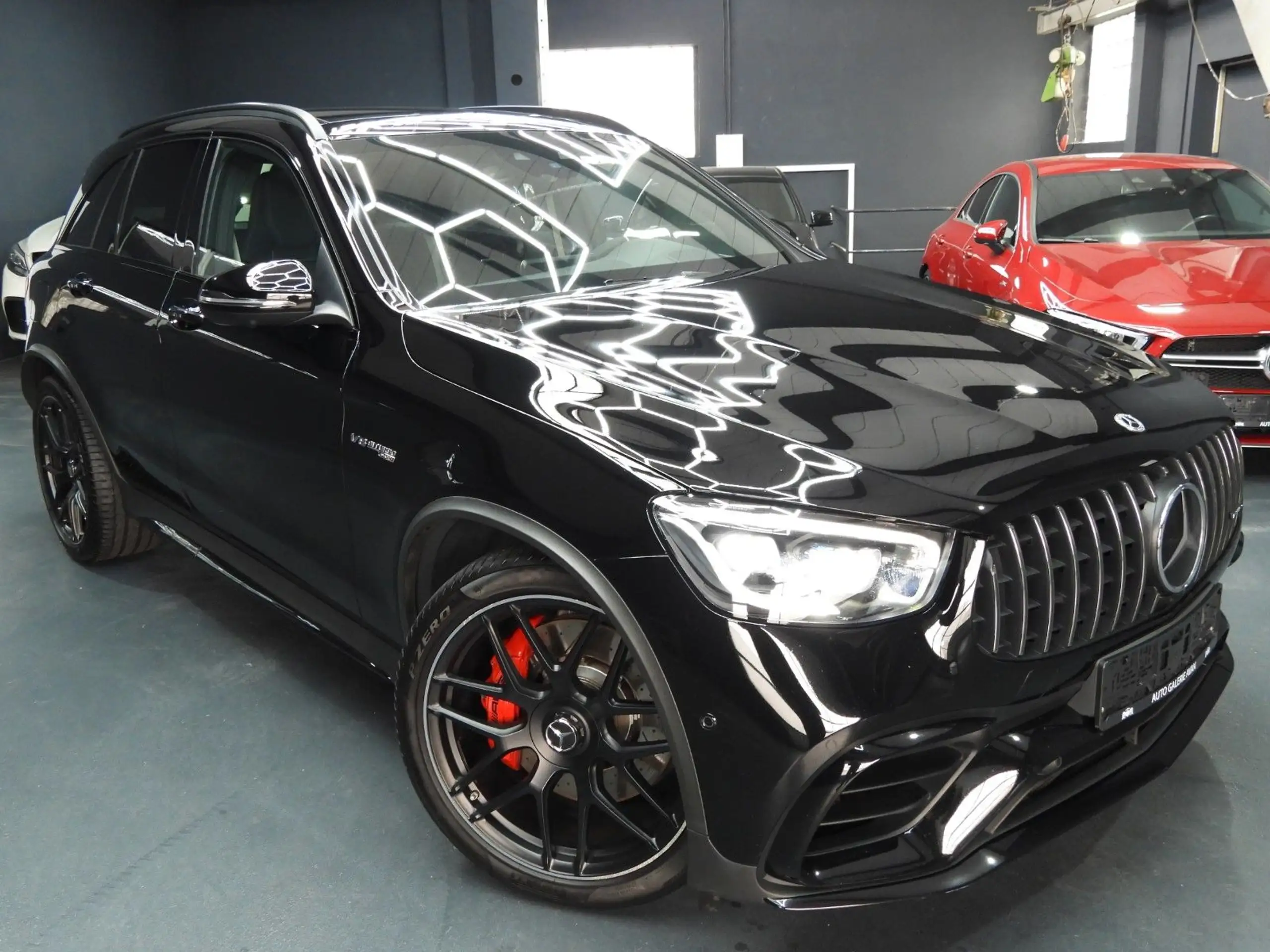 Mercedes-Benz - GLC 63 AMG