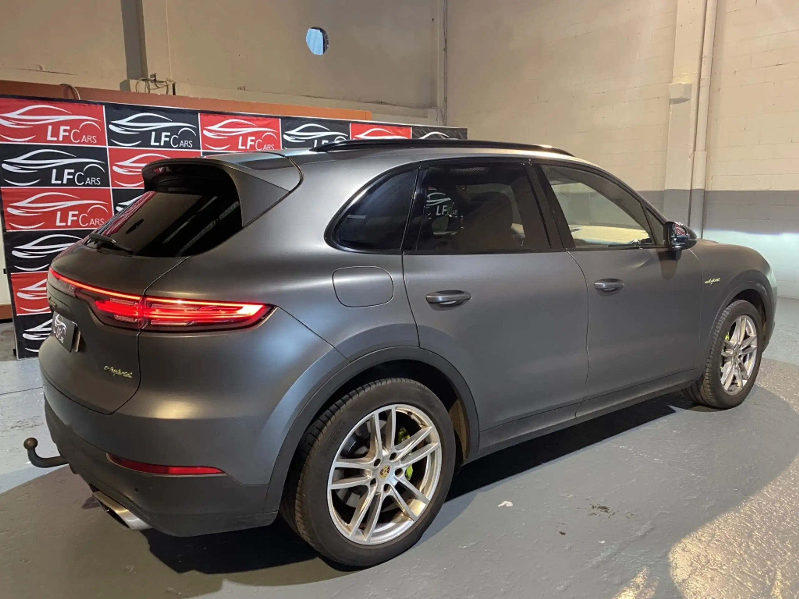 Porsche - Cayenne