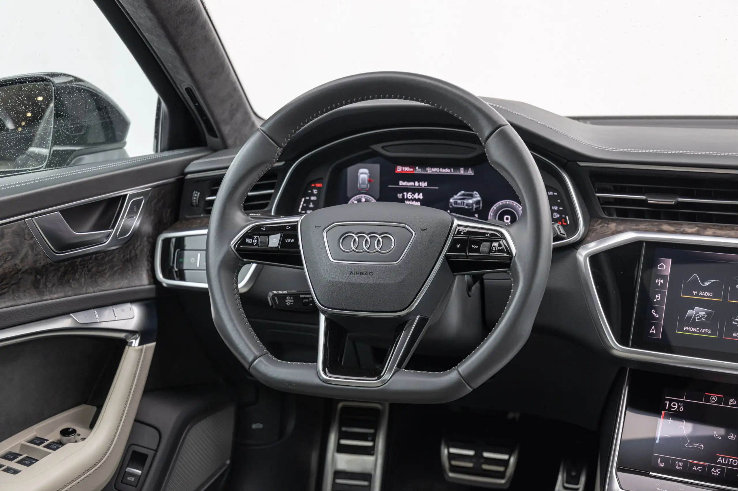 Audi - A6 allroad