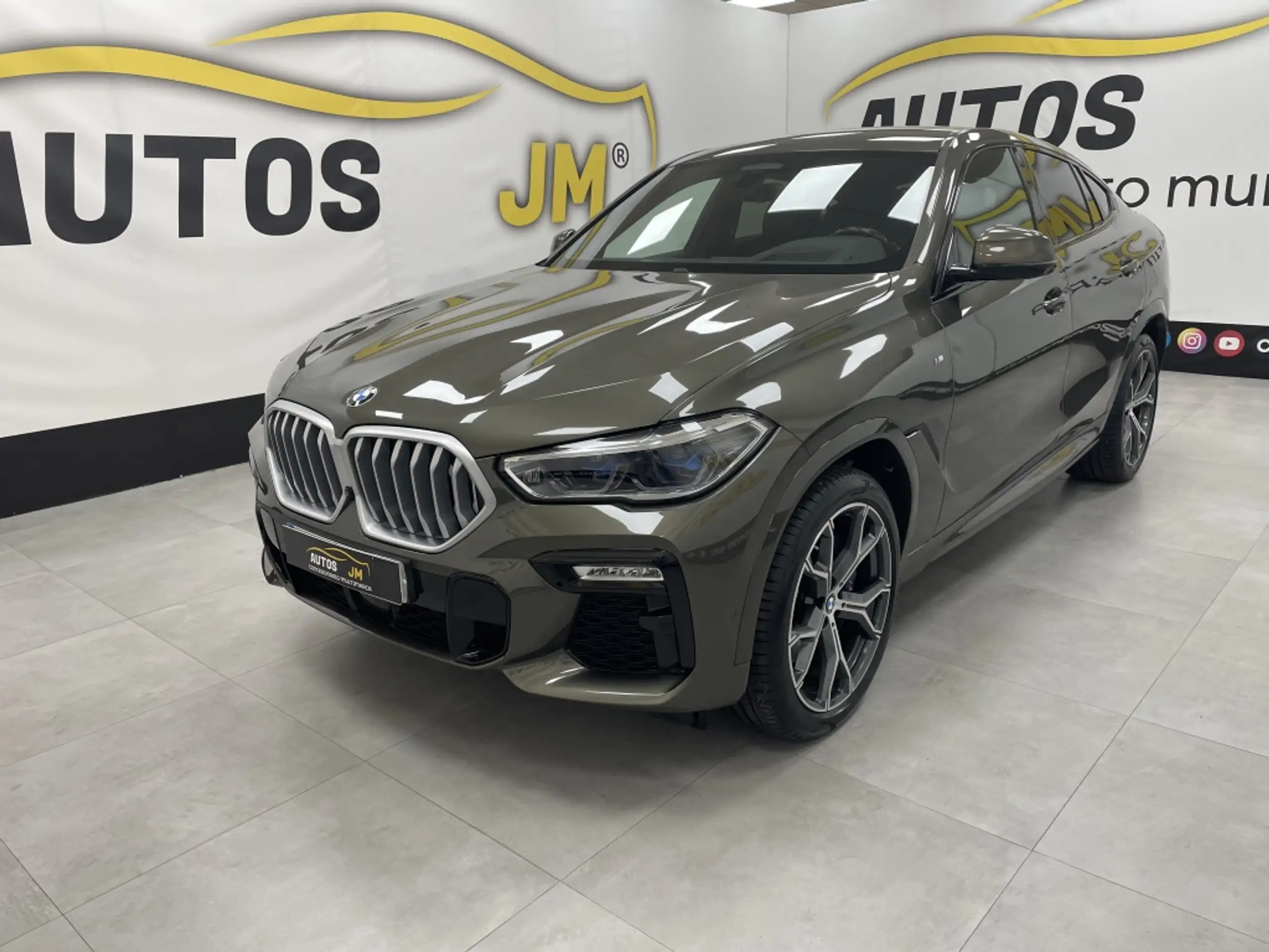 BMW - X6