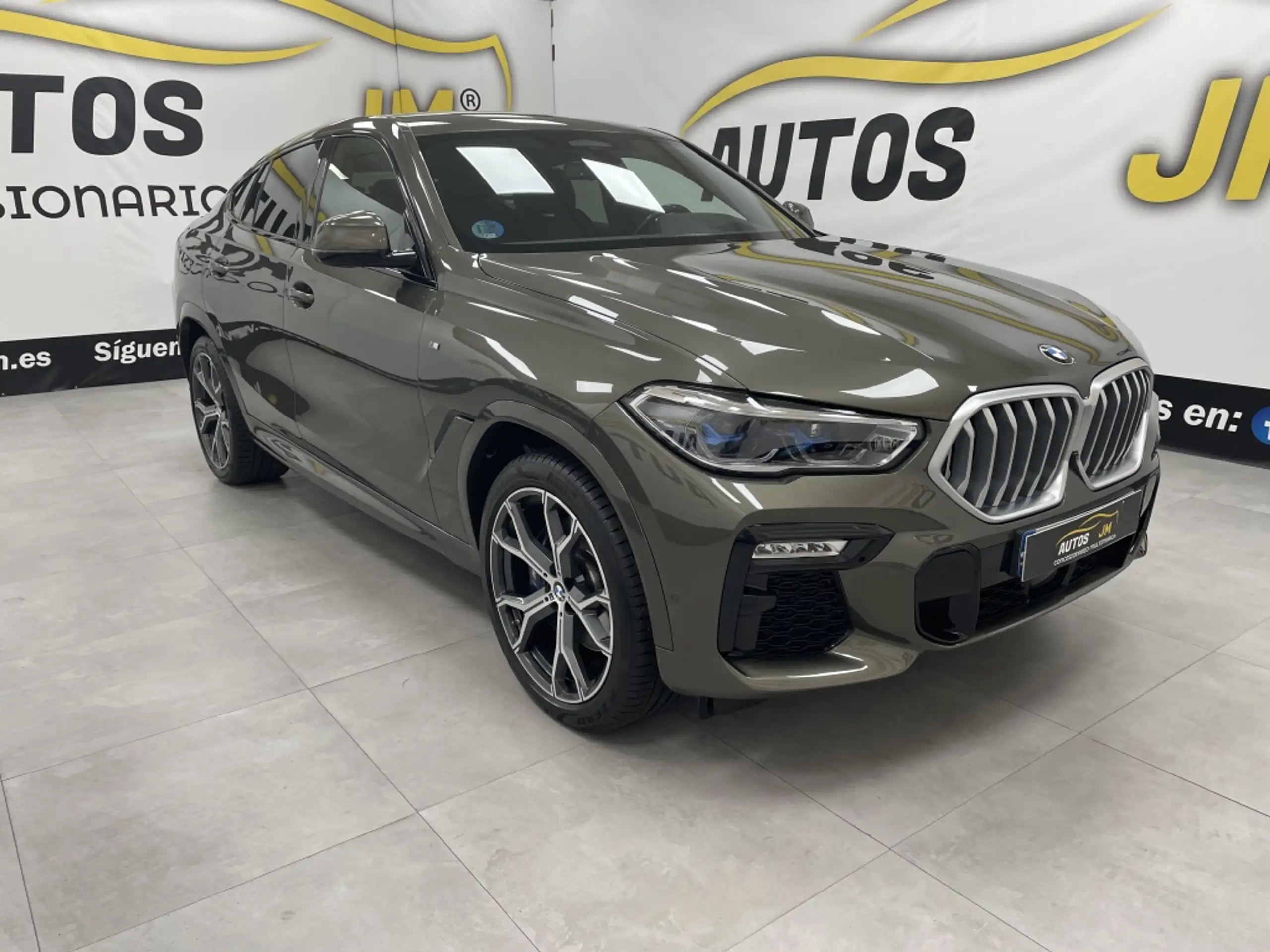 BMW - X6