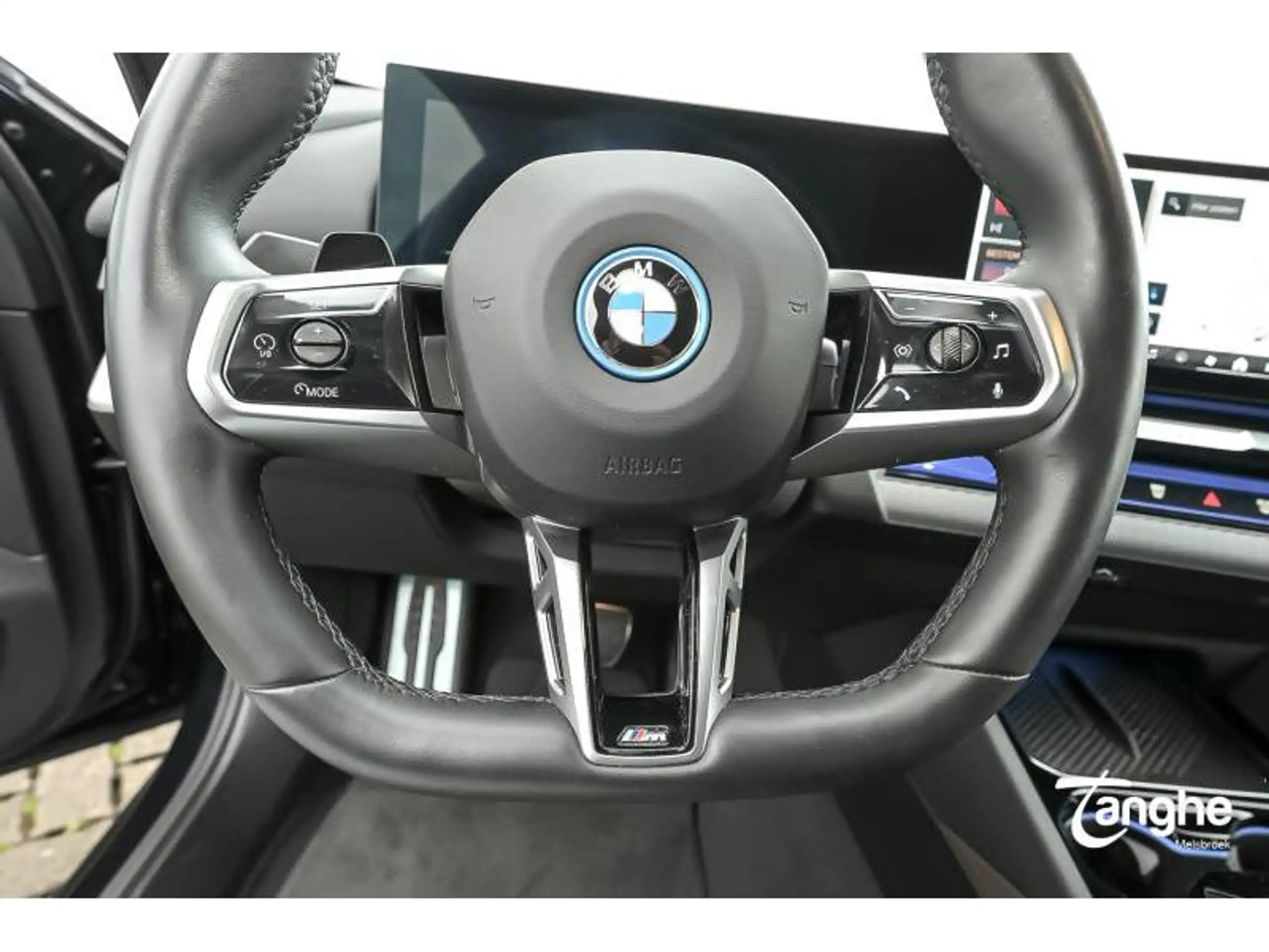 BMW - i5