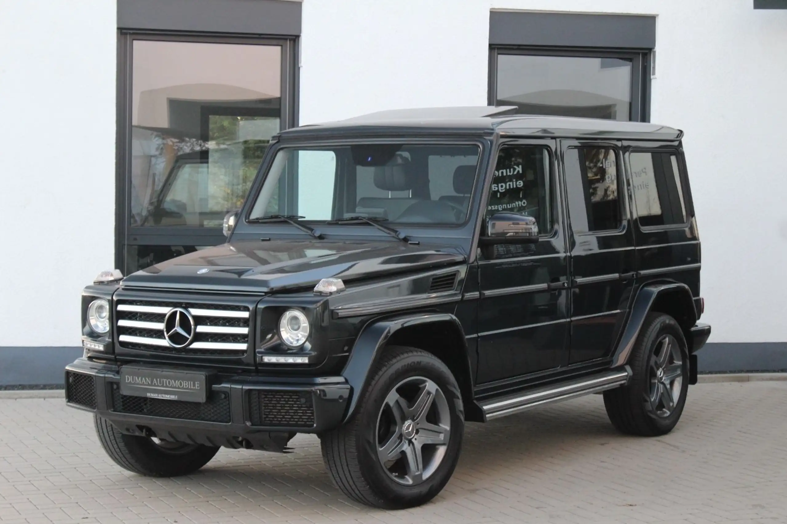 Mercedes-Benz - G 350