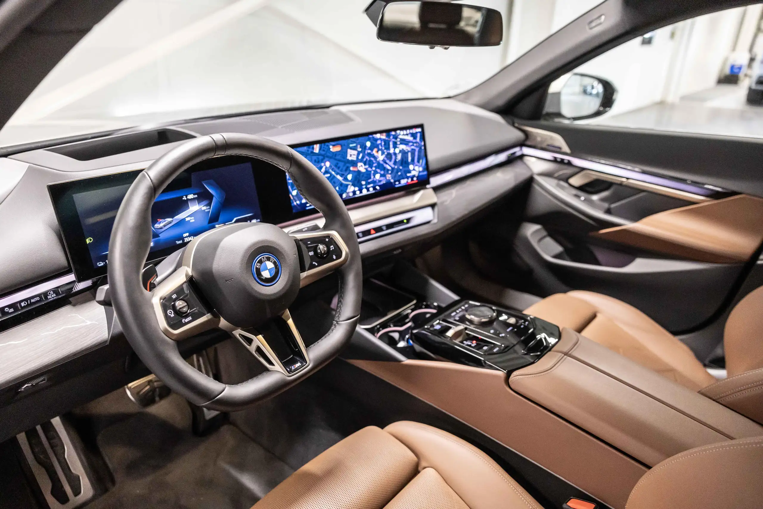 BMW - i5