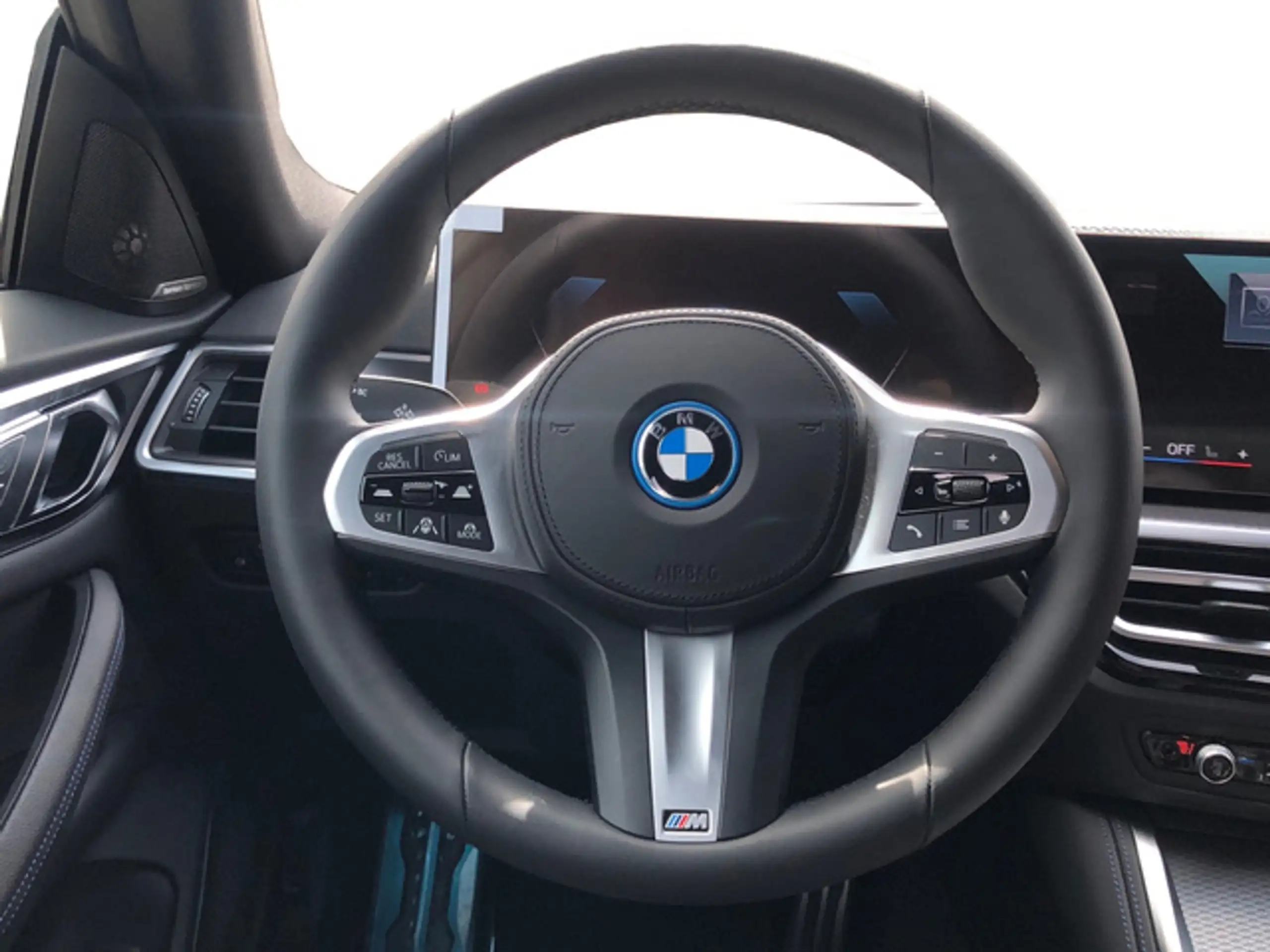 BMW - i4