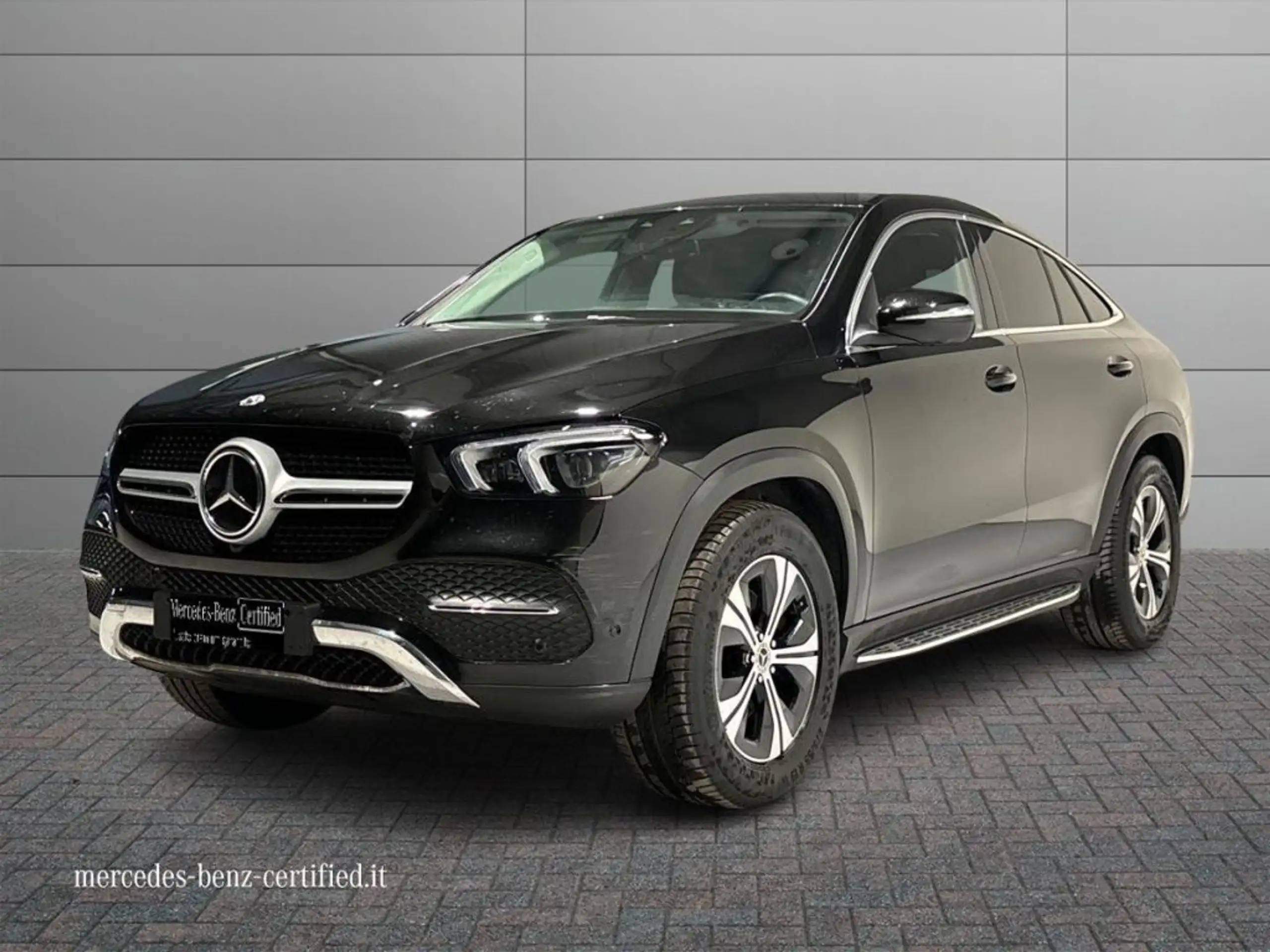 Mercedes-Benz - GLE 300