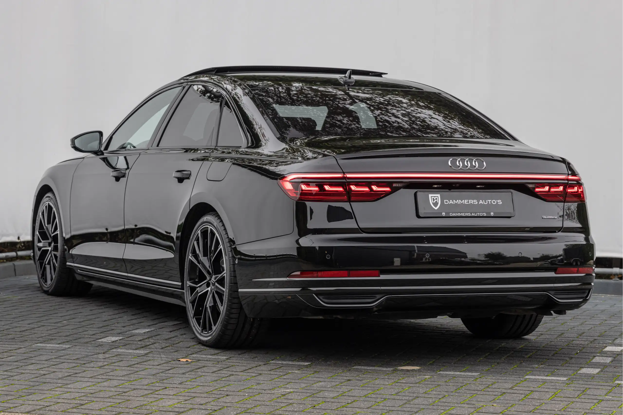 Audi - A8