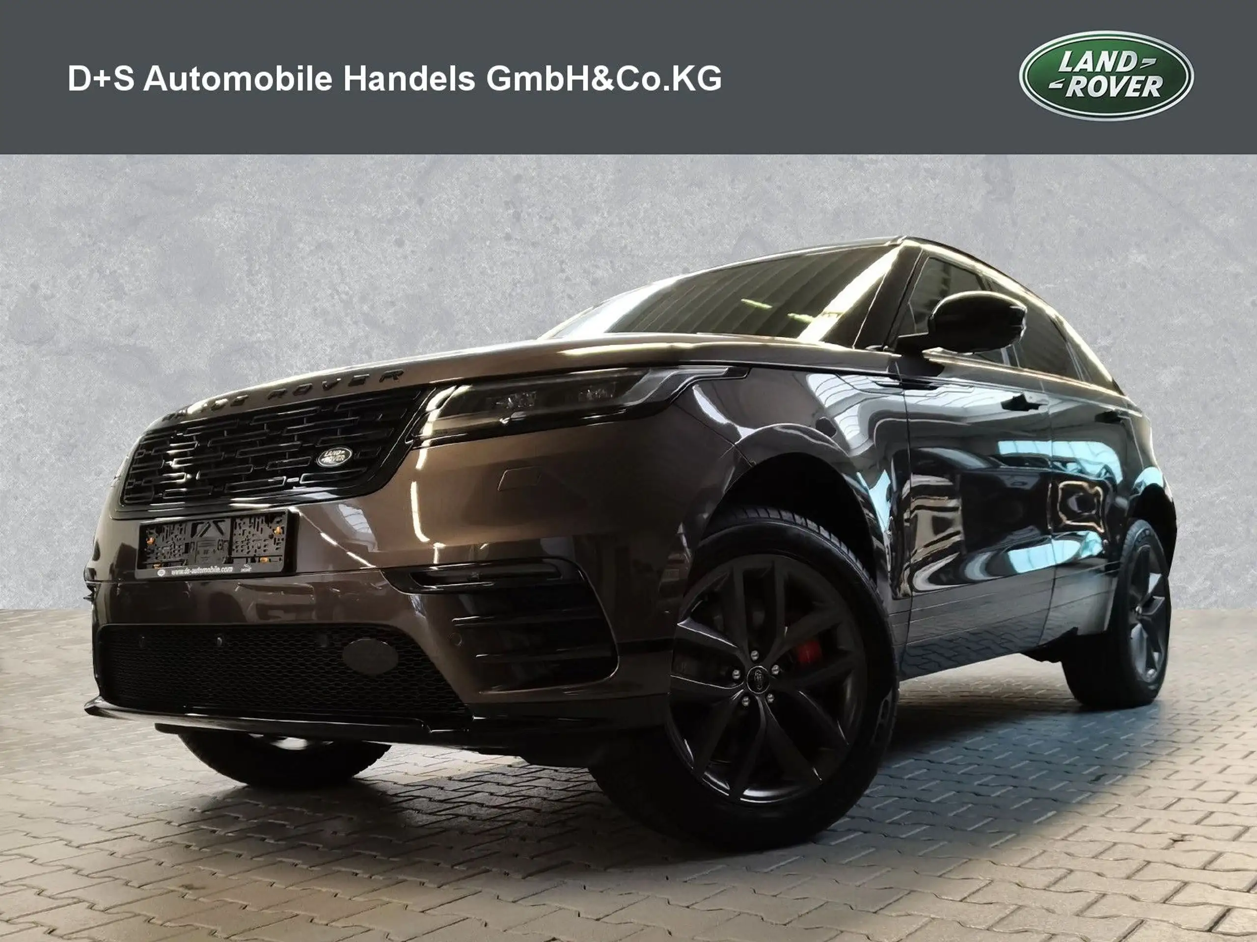 Land Rover - Range Rover Velar