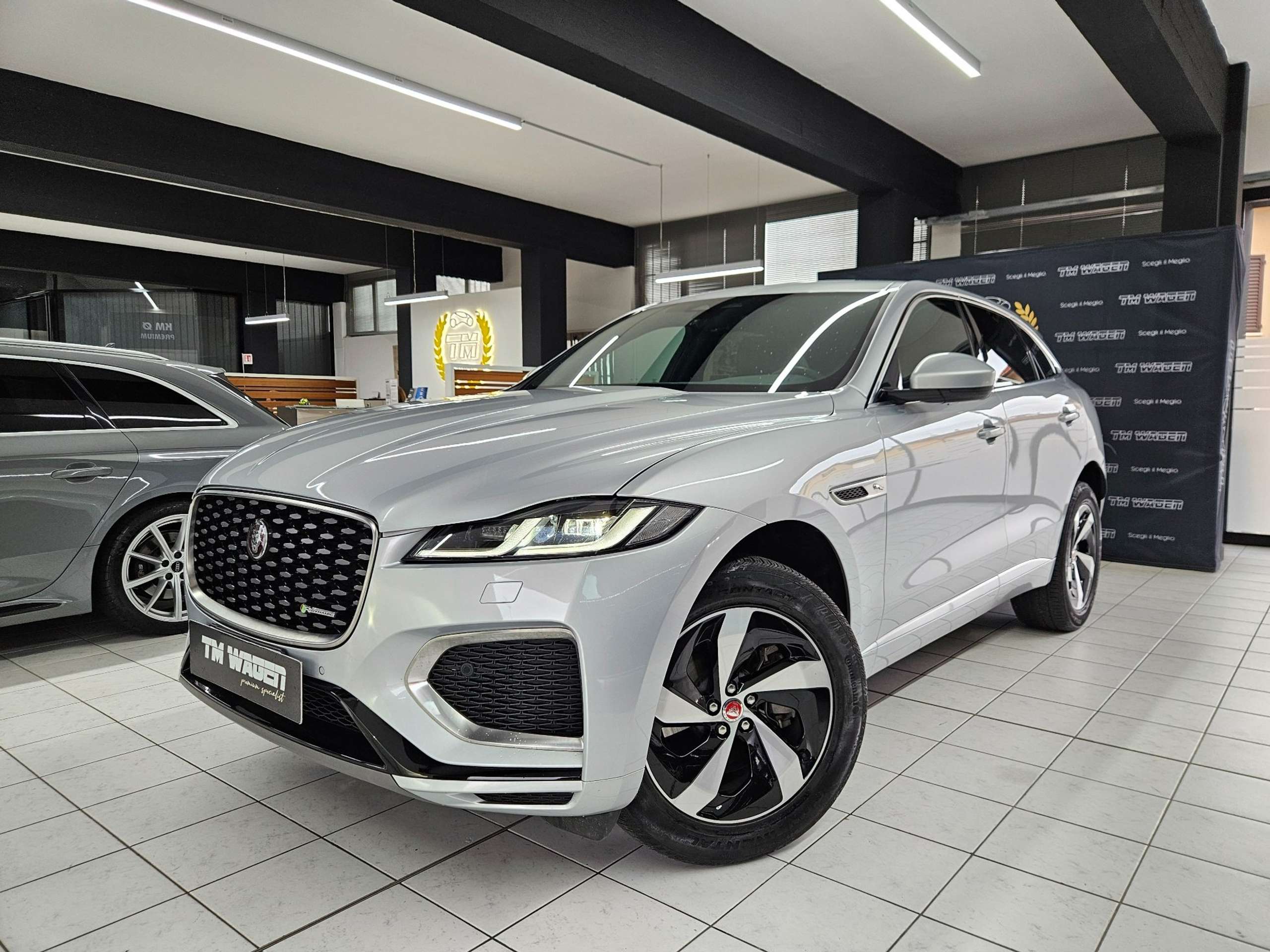 Jaguar - F-Pace