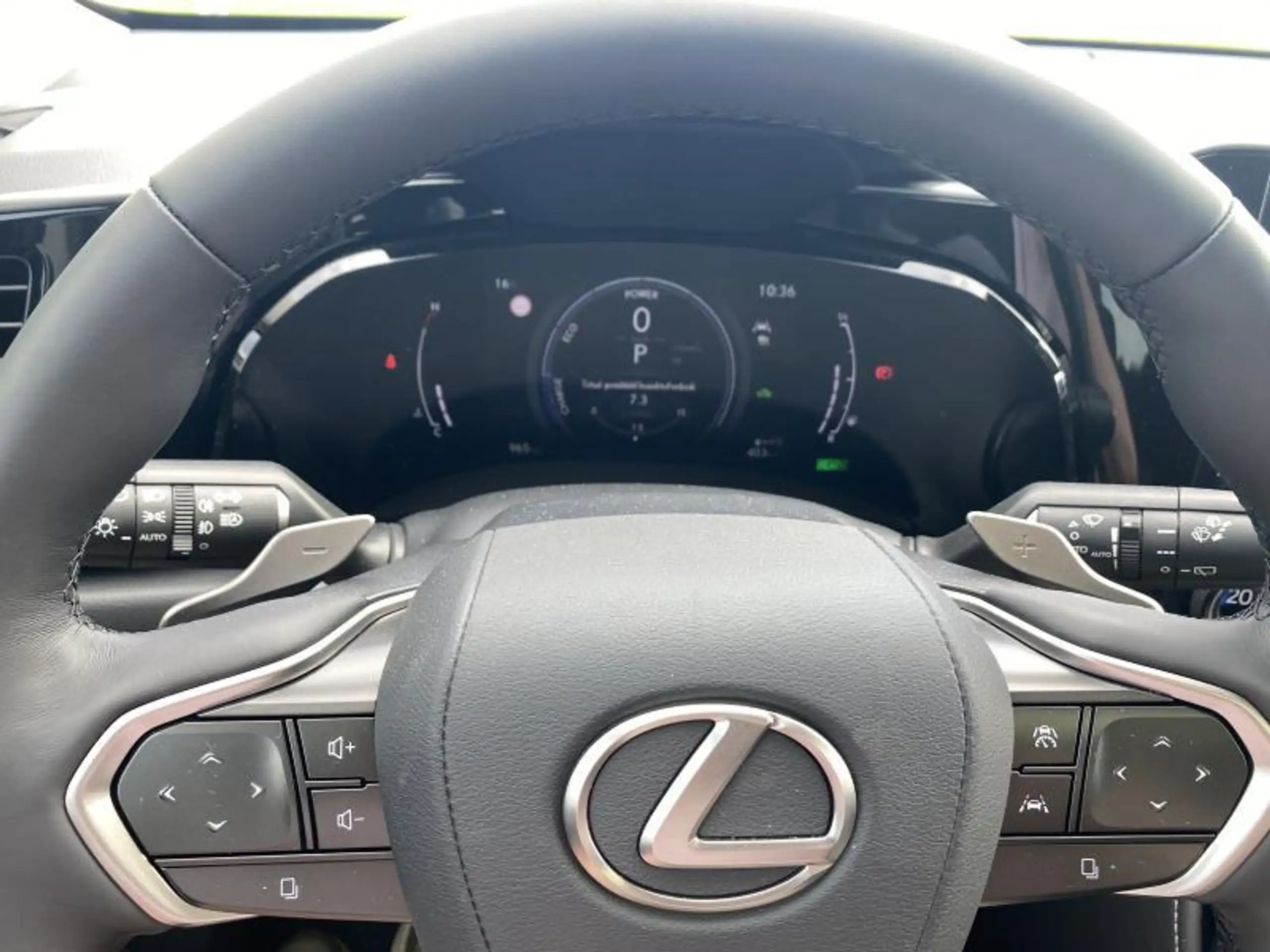 Lexus - NX 350h