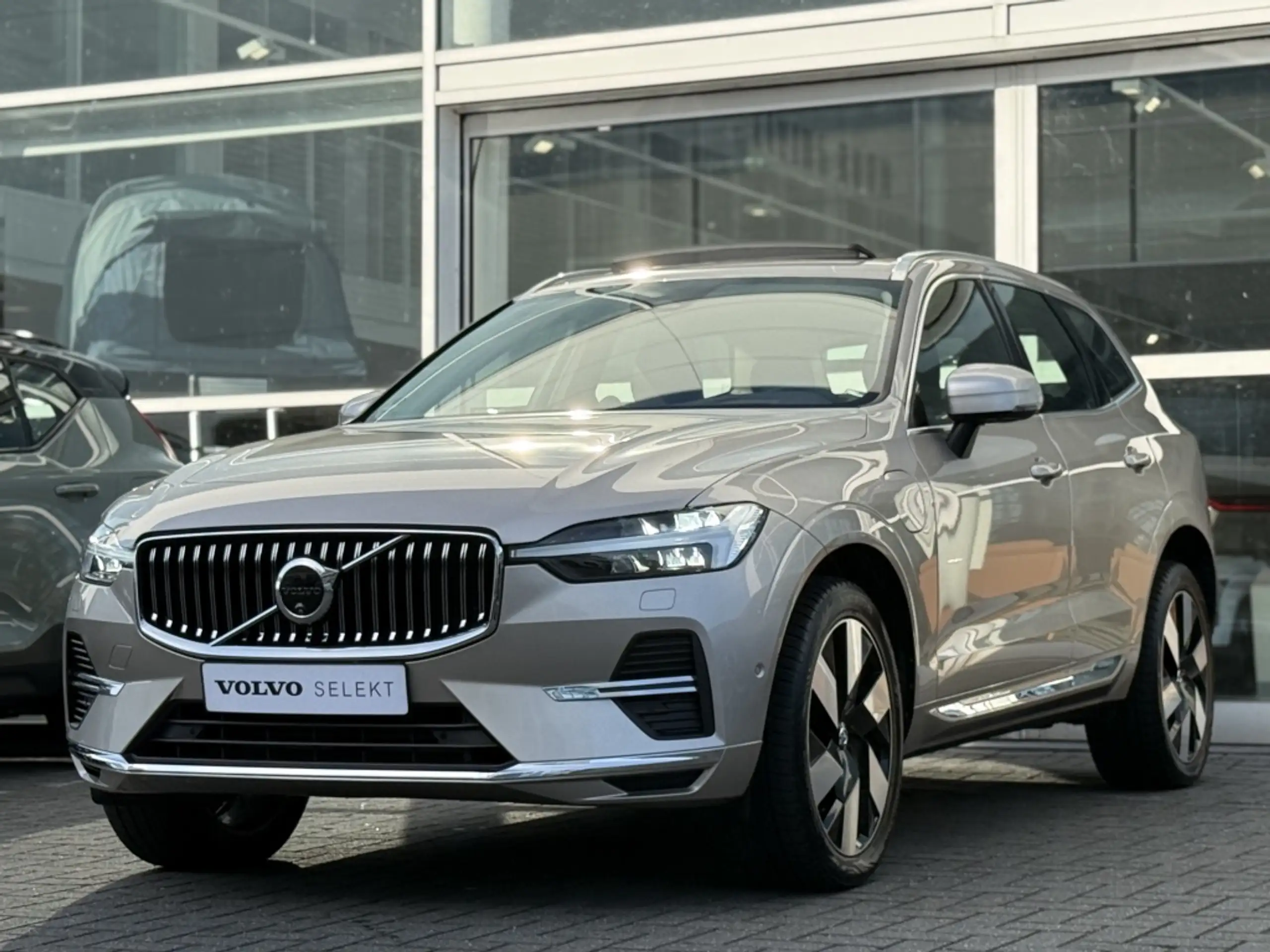 Volvo - XC60