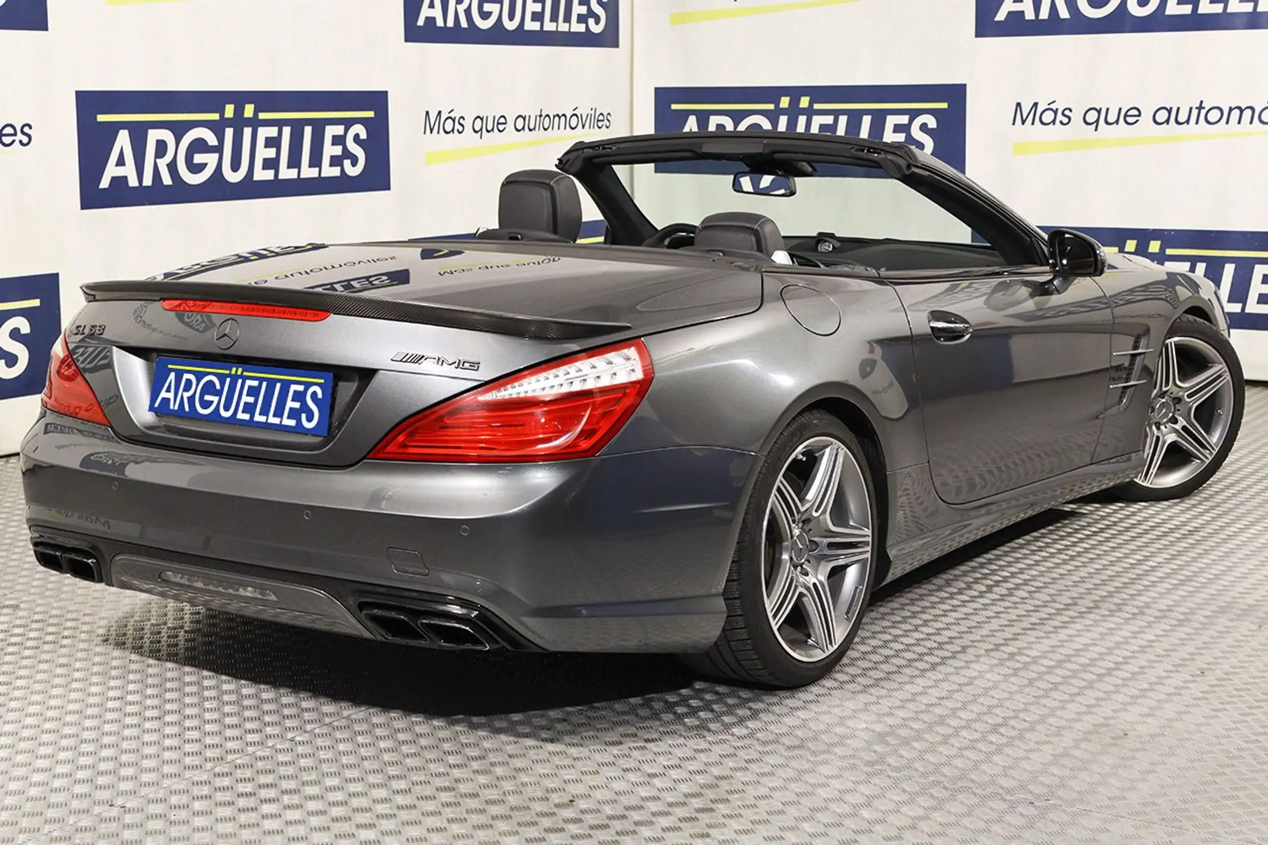 Mercedes-Benz - SL 63 AMG