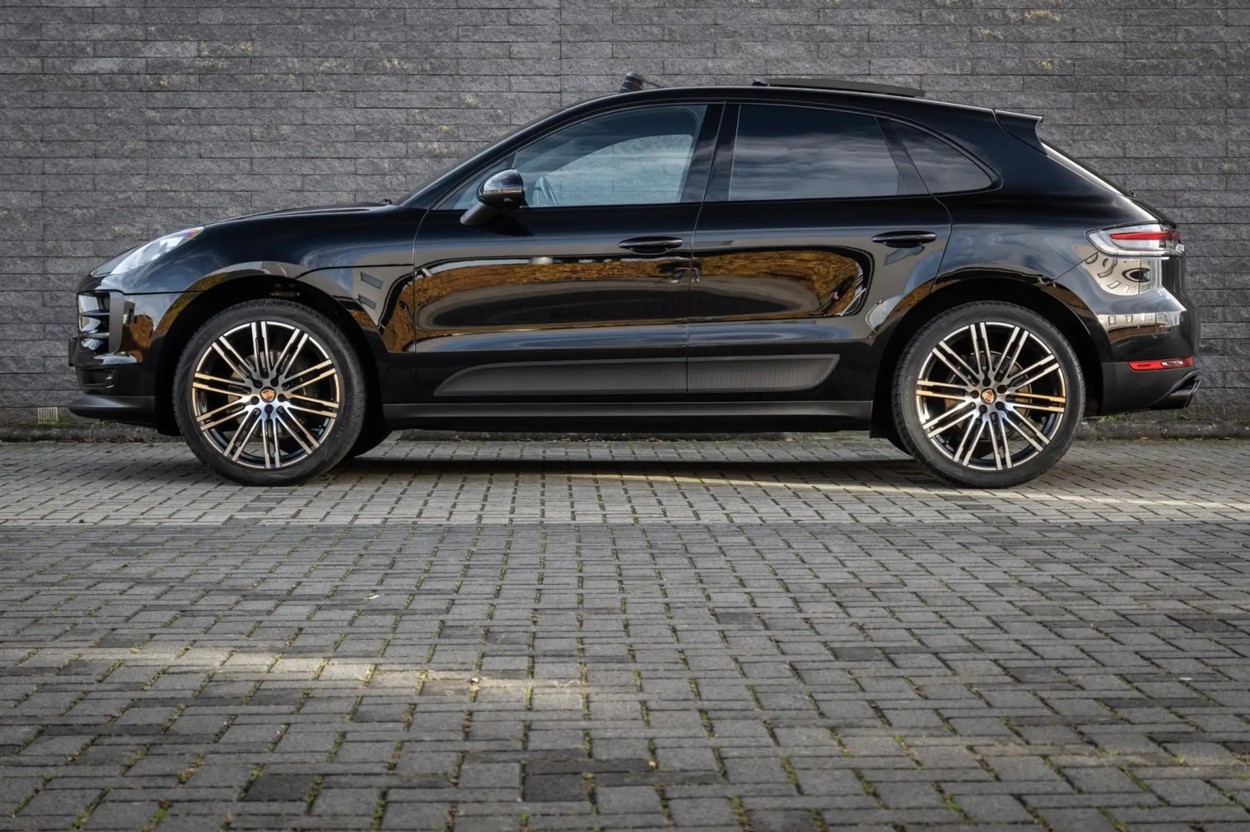 Porsche - Macan