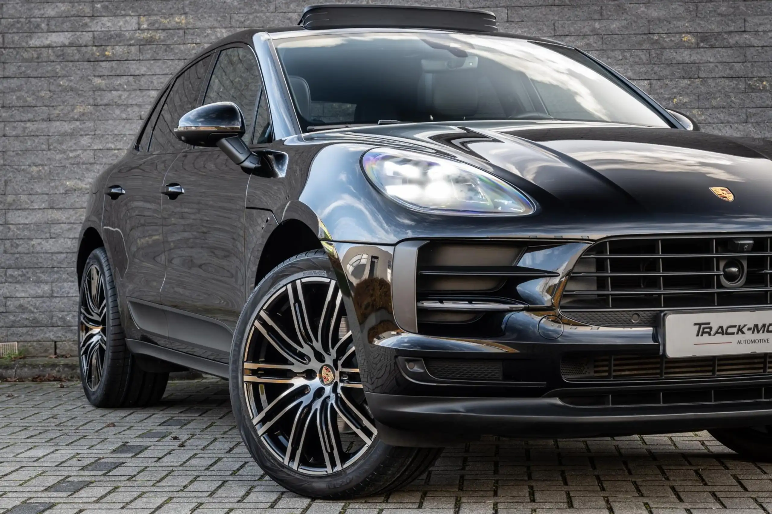 Porsche - Macan