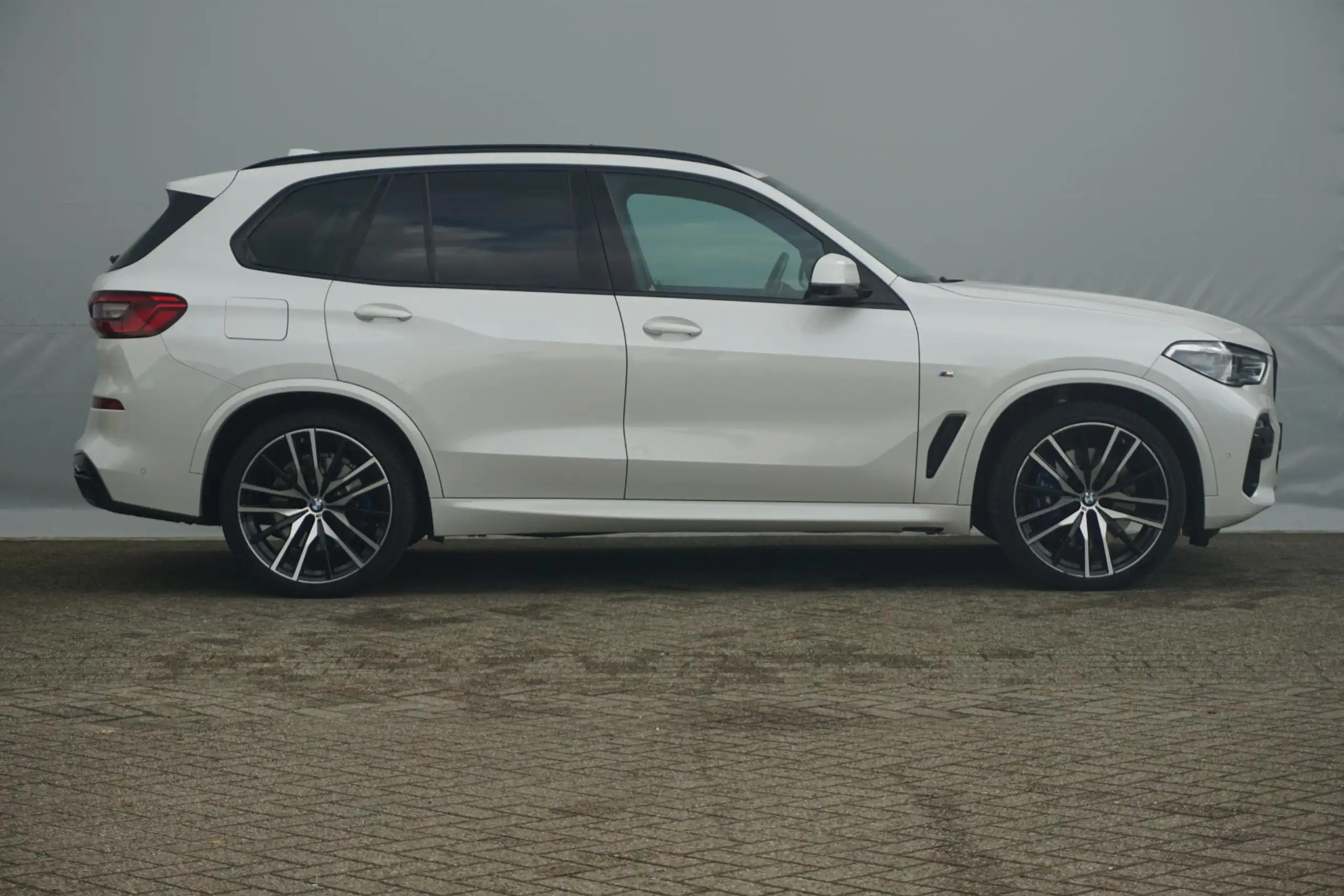 BMW - X5