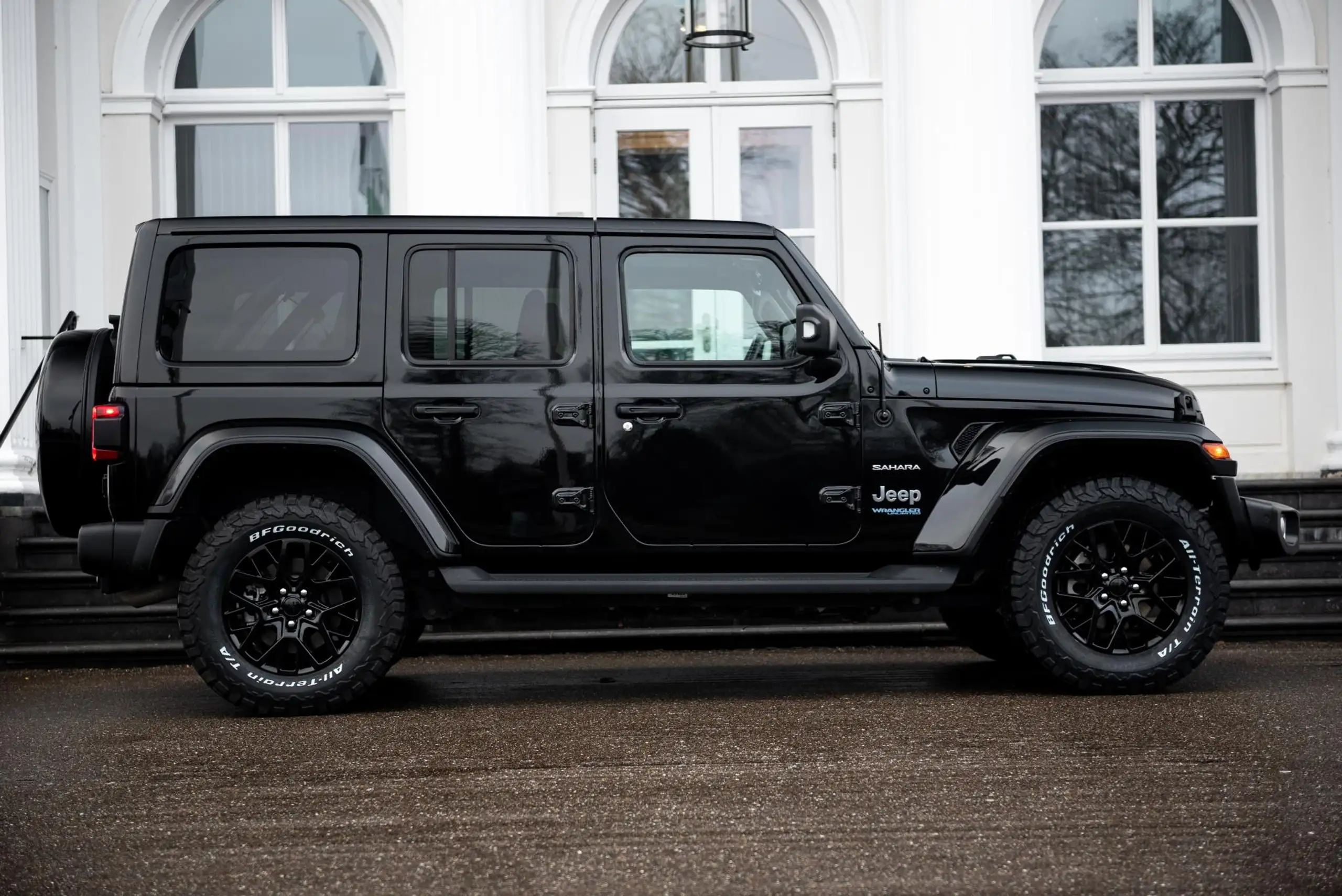 Jeep - Wrangler