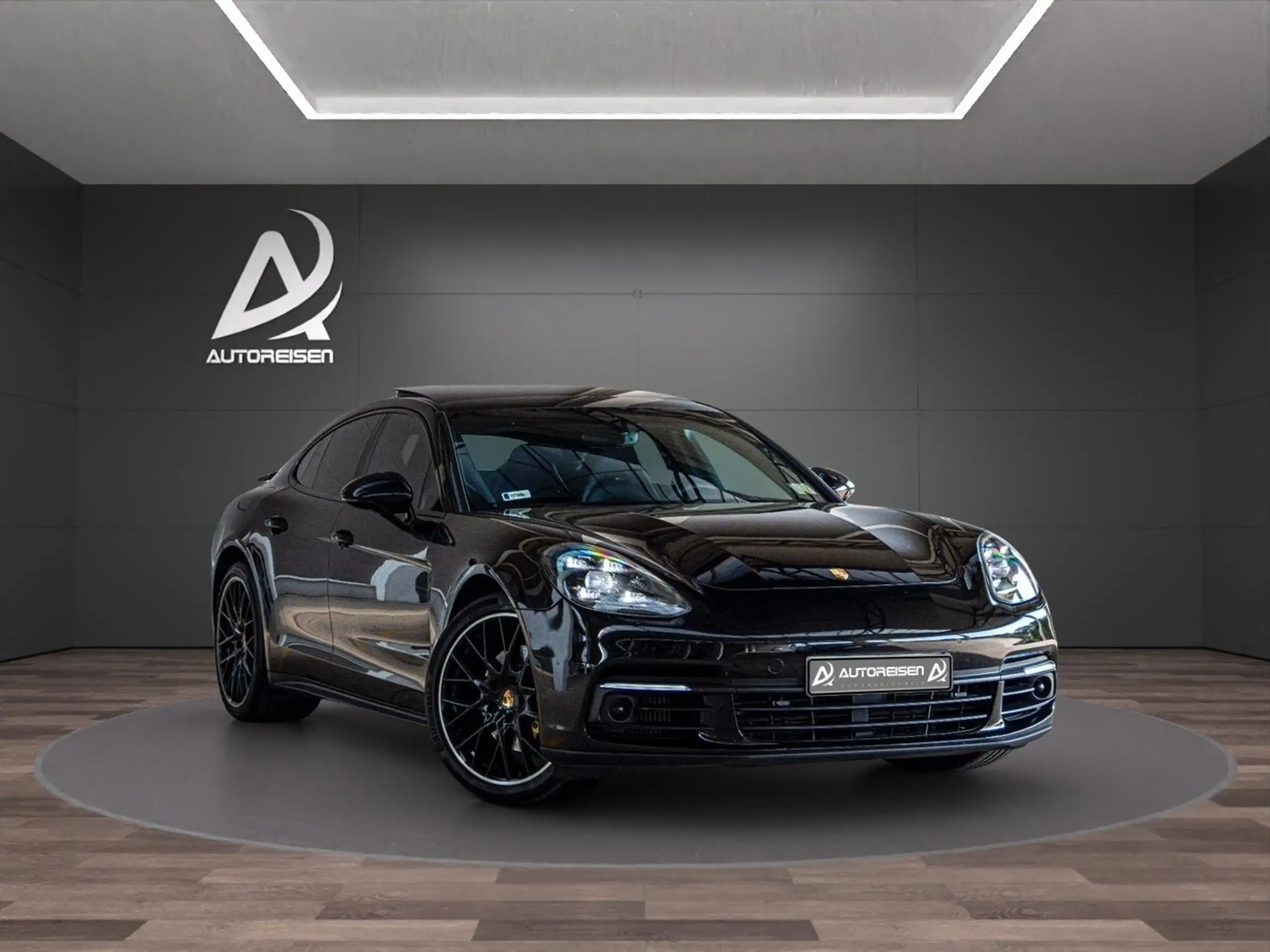 Porsche - Panamera