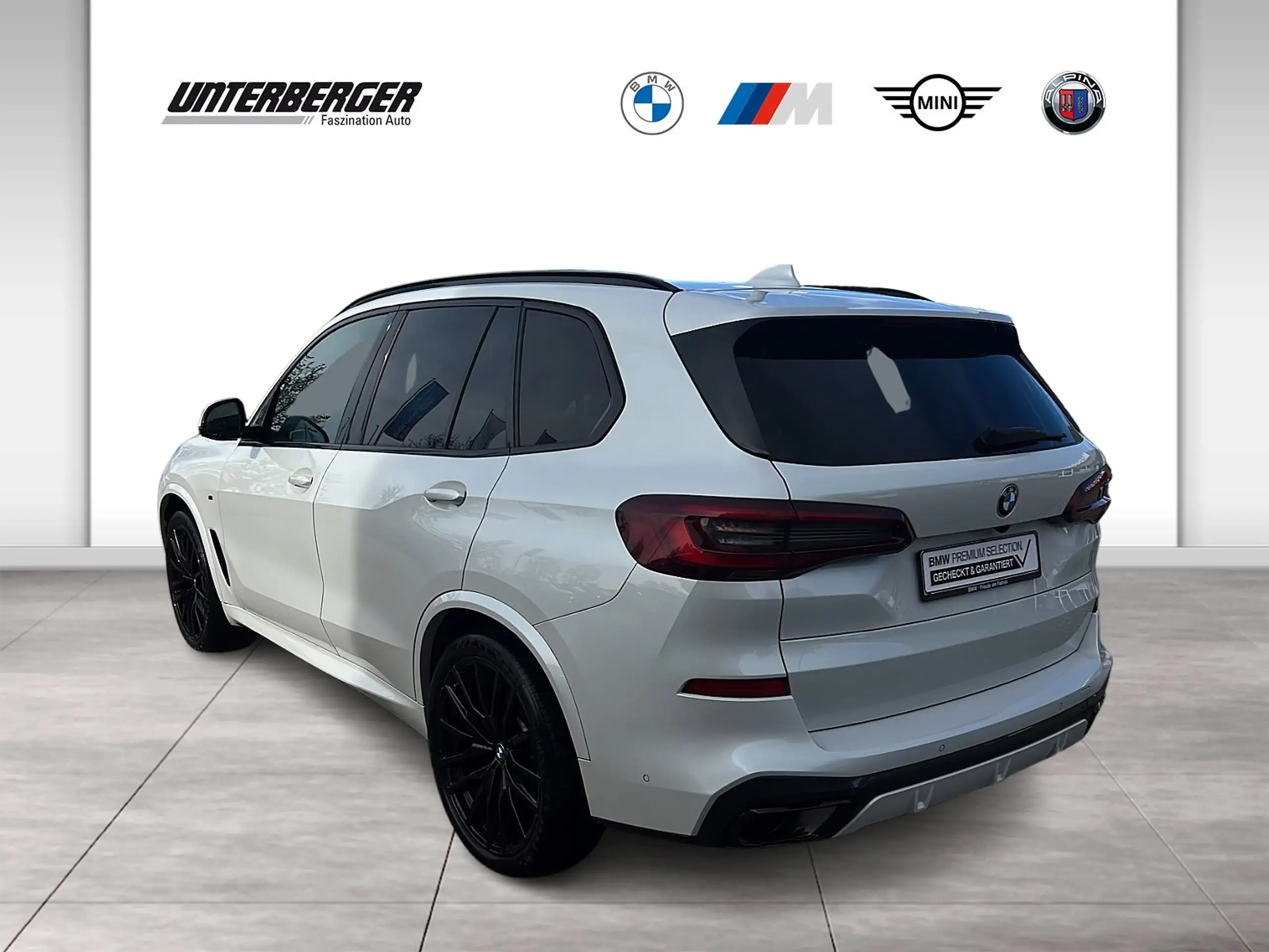 BMW - X5 M