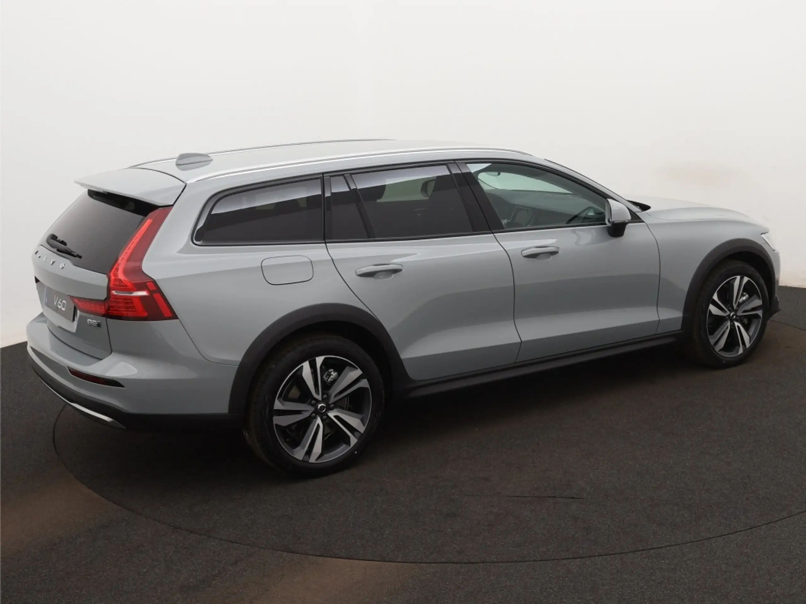 Volvo - V60 Cross Country