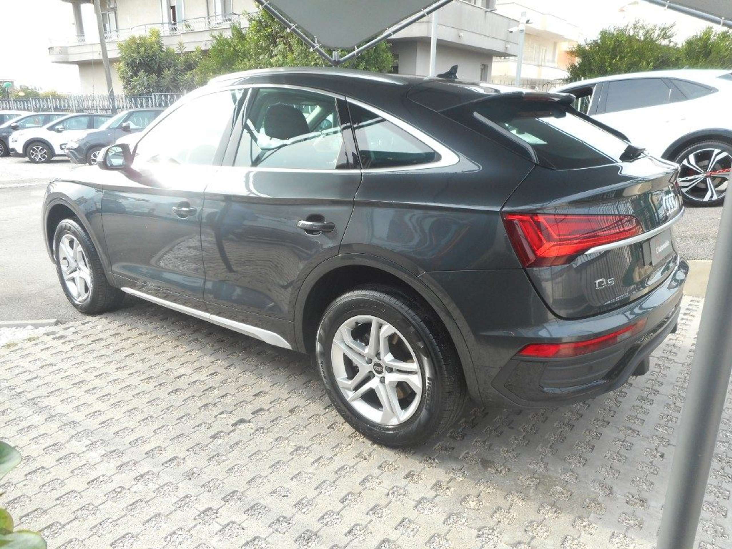 Audi - Q5