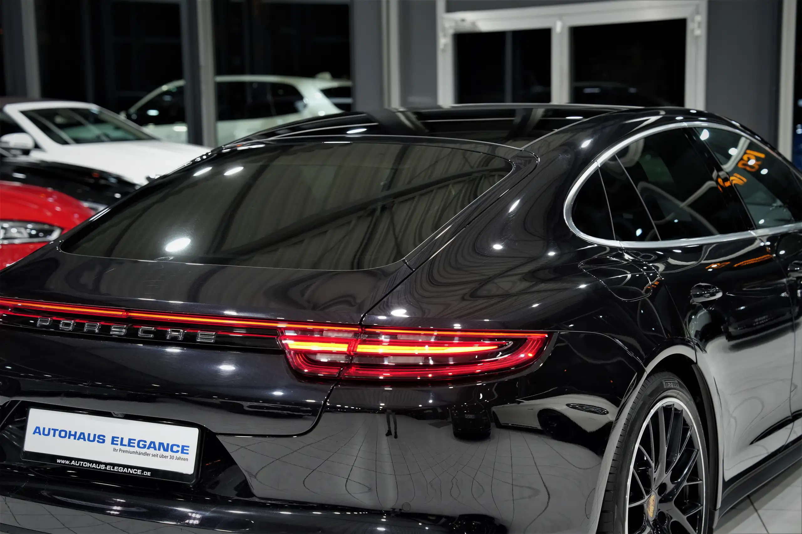 Porsche - Panamera